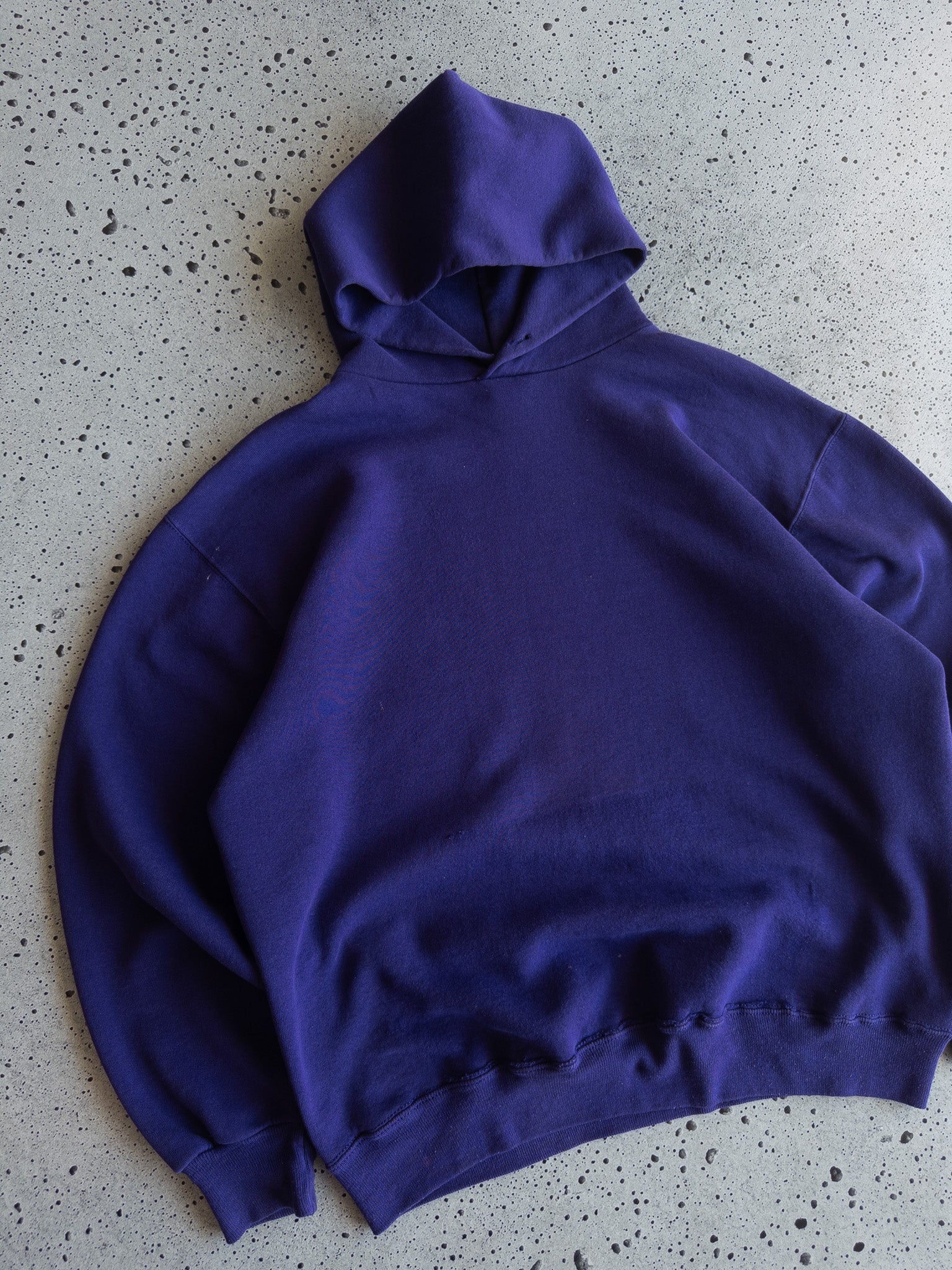 Vintage Russell Blank Purple Hoodie (L)