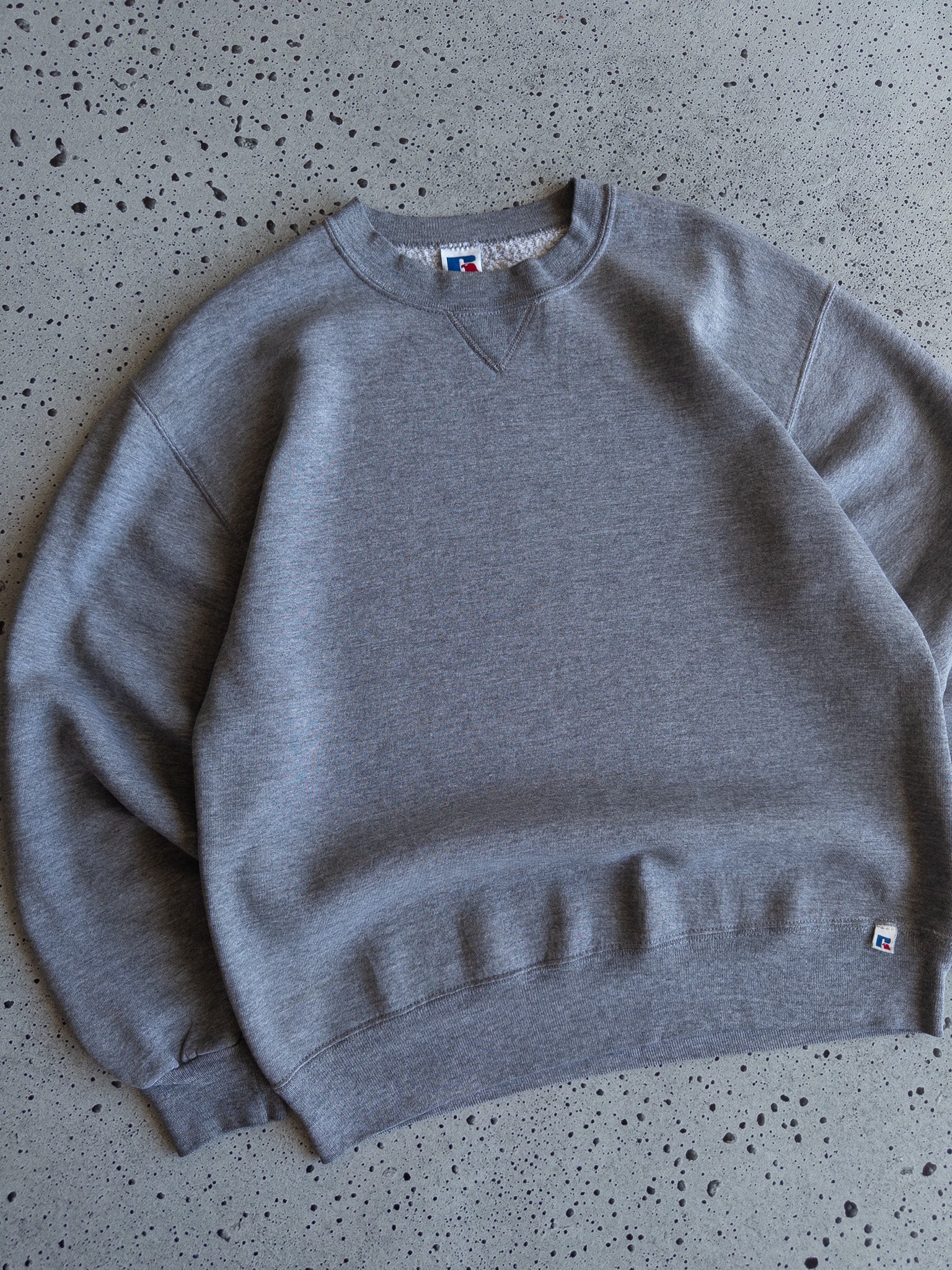 Vintage Russell Blank Grey Sweatshirt (M)