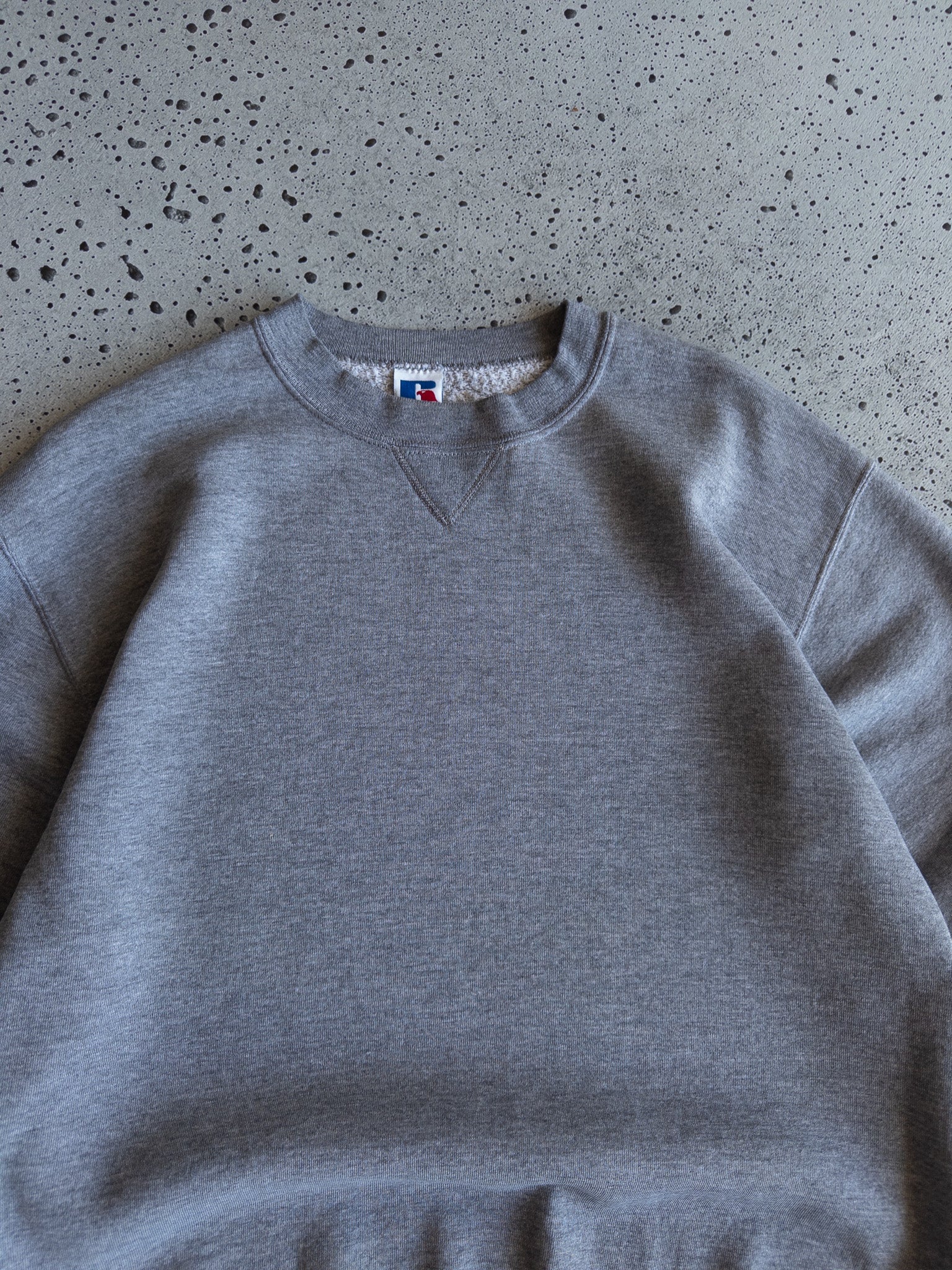 Vintage Russell Blank Grey Sweatshirt (M)