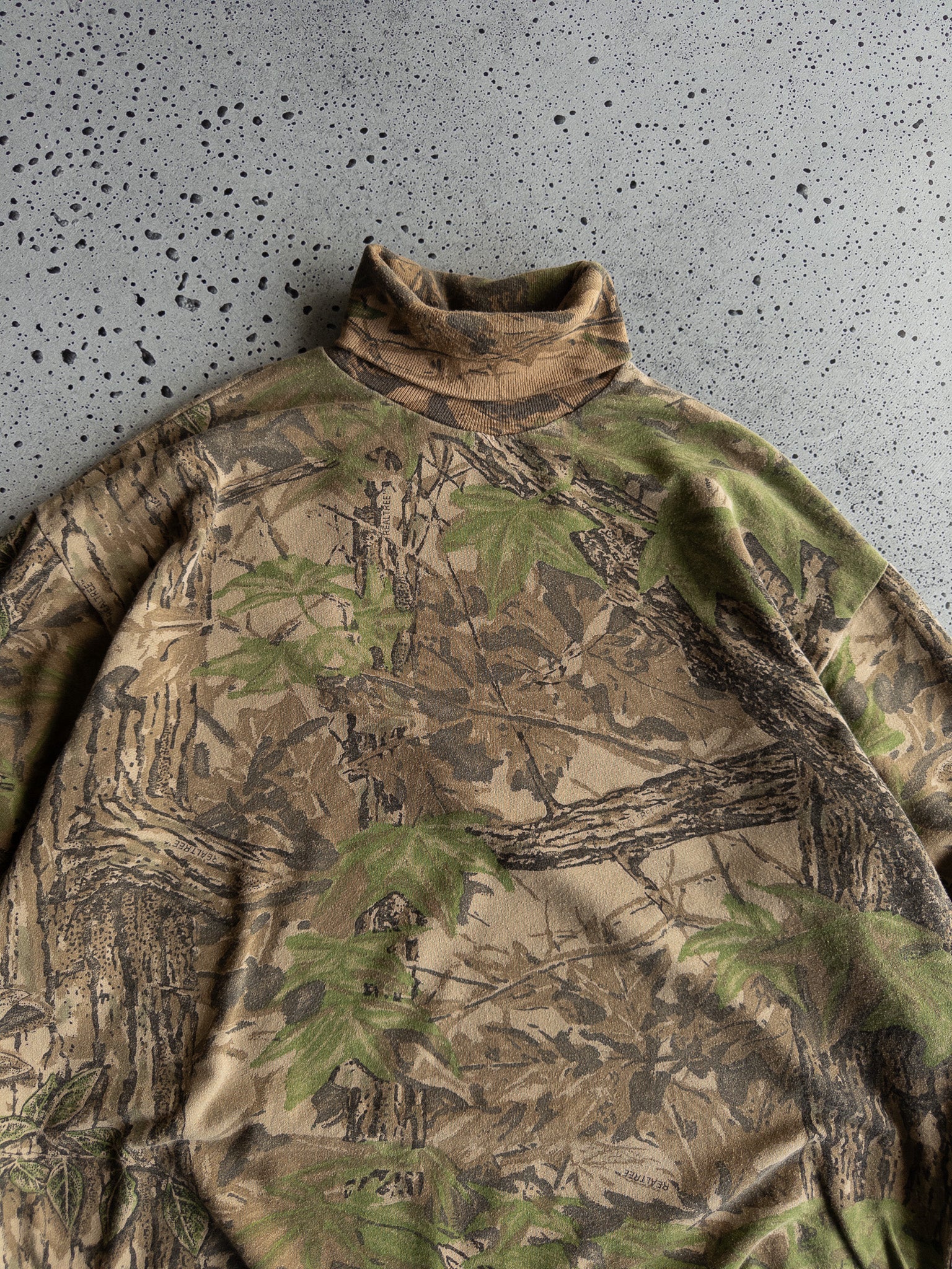 Vintage Camo Realtree Turtleneck Sweatshirt (XL)