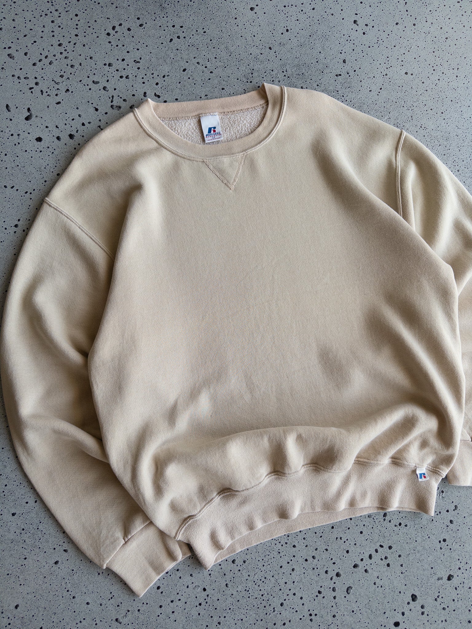 Vintage Russell Blank Camel Sweatshirt (XL)