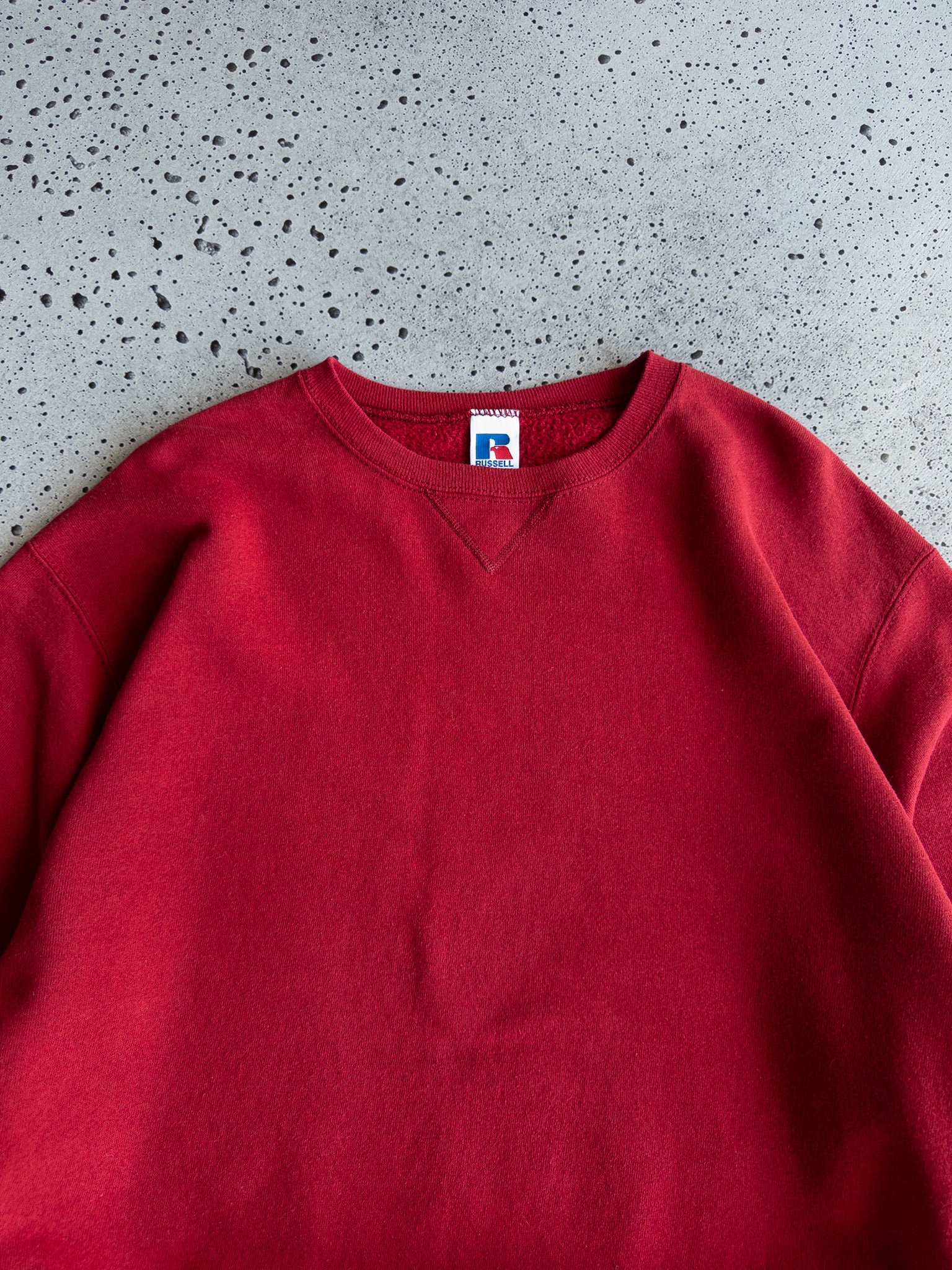 Vintage Russell Blank Red Sweatshirt (M)