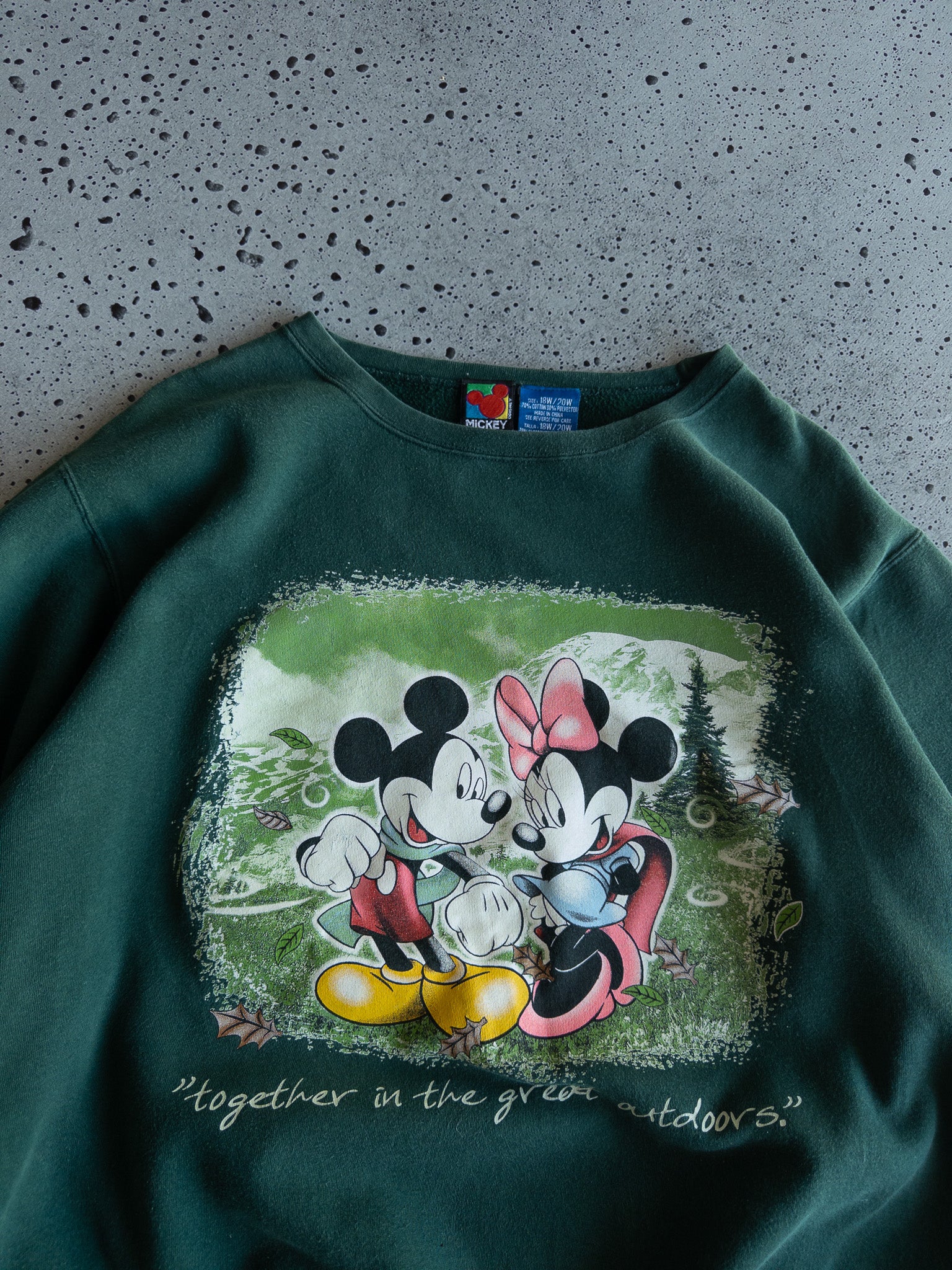 Vintage Mickey & Minnie Sweatshirt (L)