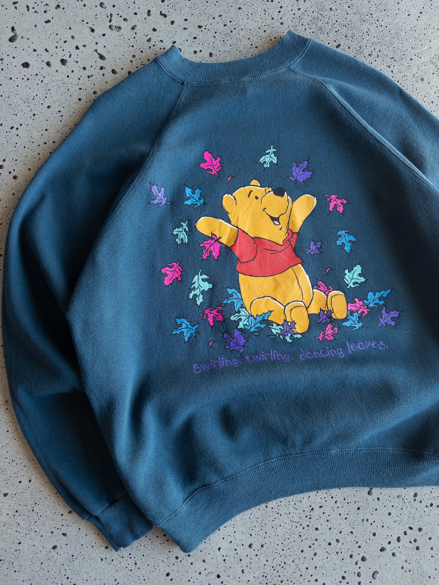 Vintage '90s Winnie The Pooh Sweatshirt (M)