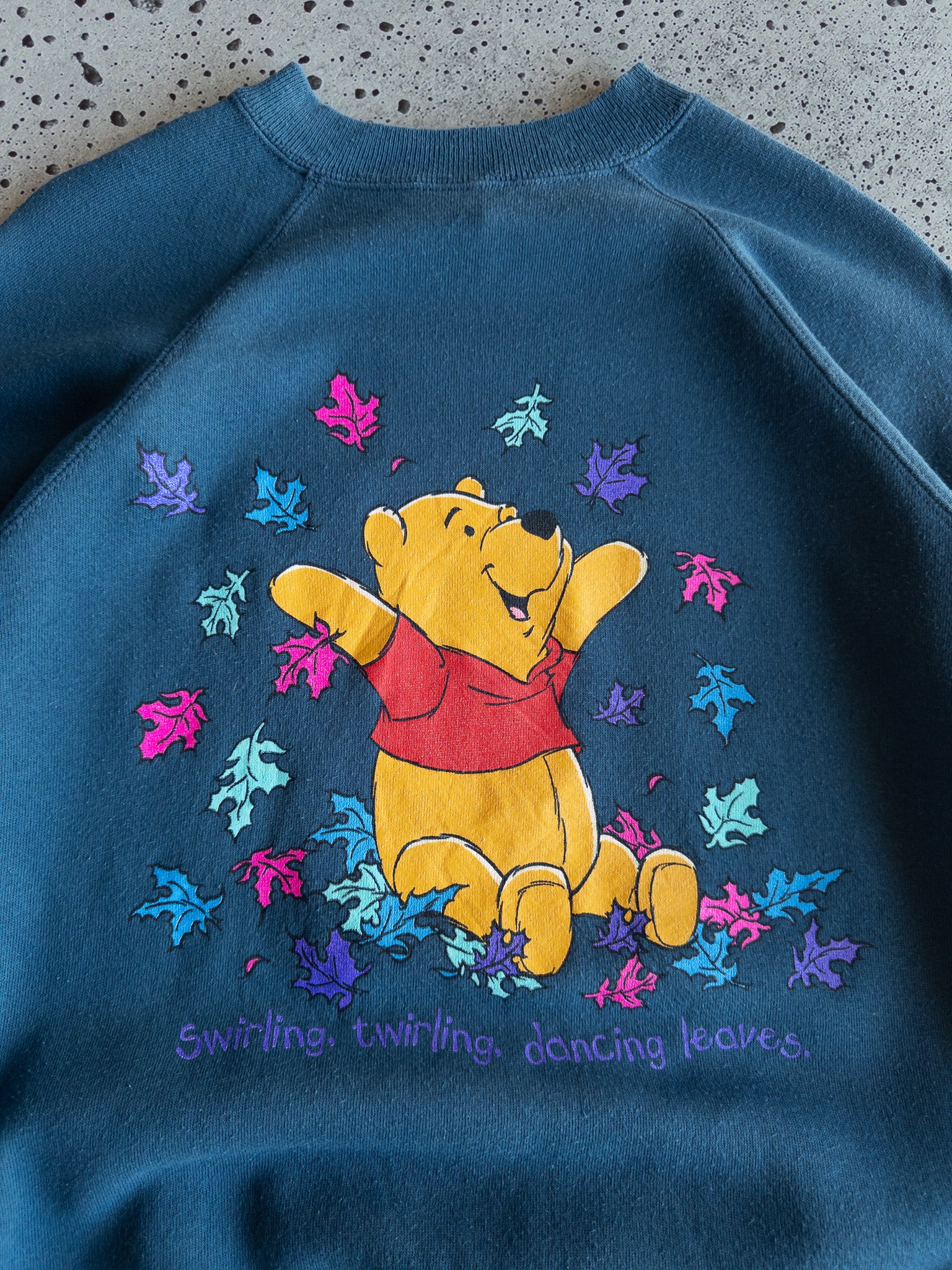 Vintage '90s Winnie The Pooh Sweatshirt (M)