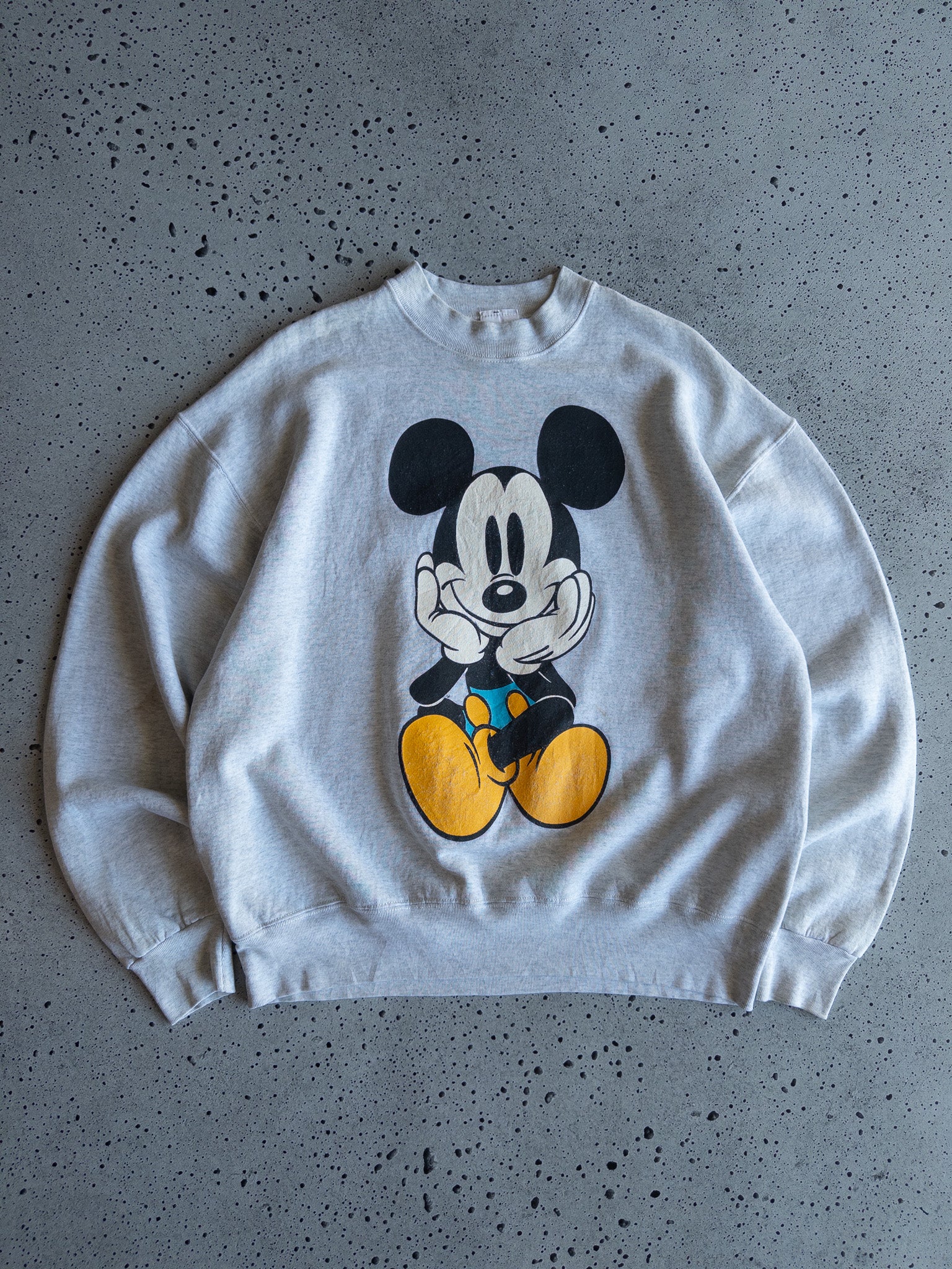 Vintage Mickey Mouse Sweatshirt (L)