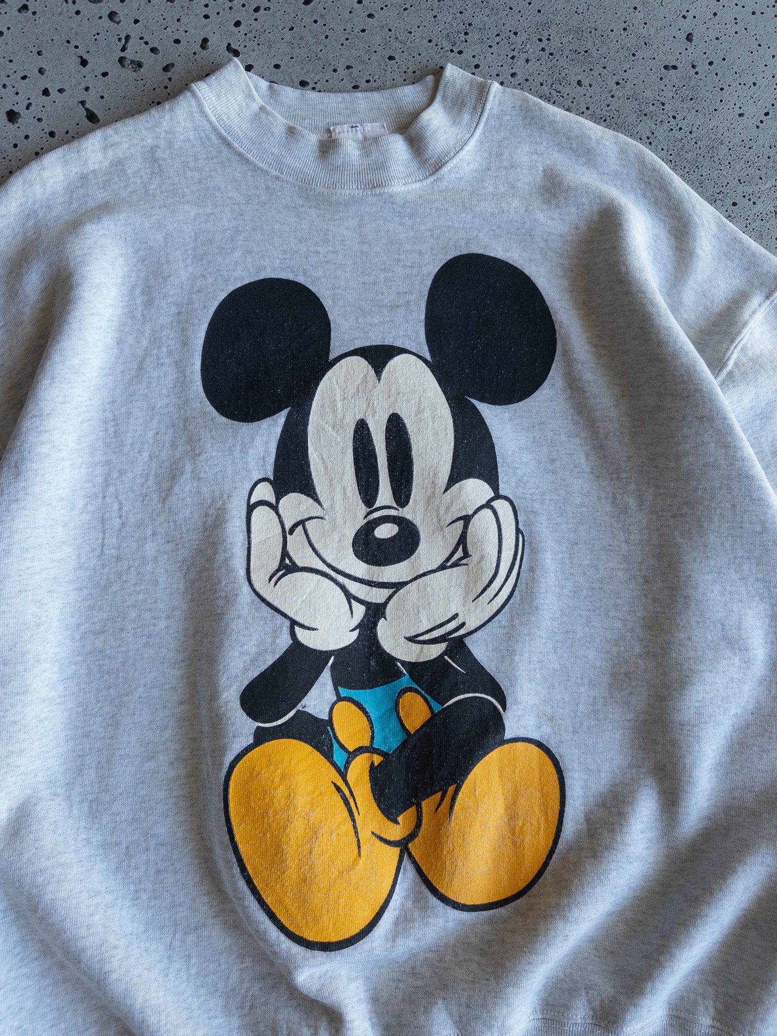 Vintage Mickey Mouse Sweatshirt (L)