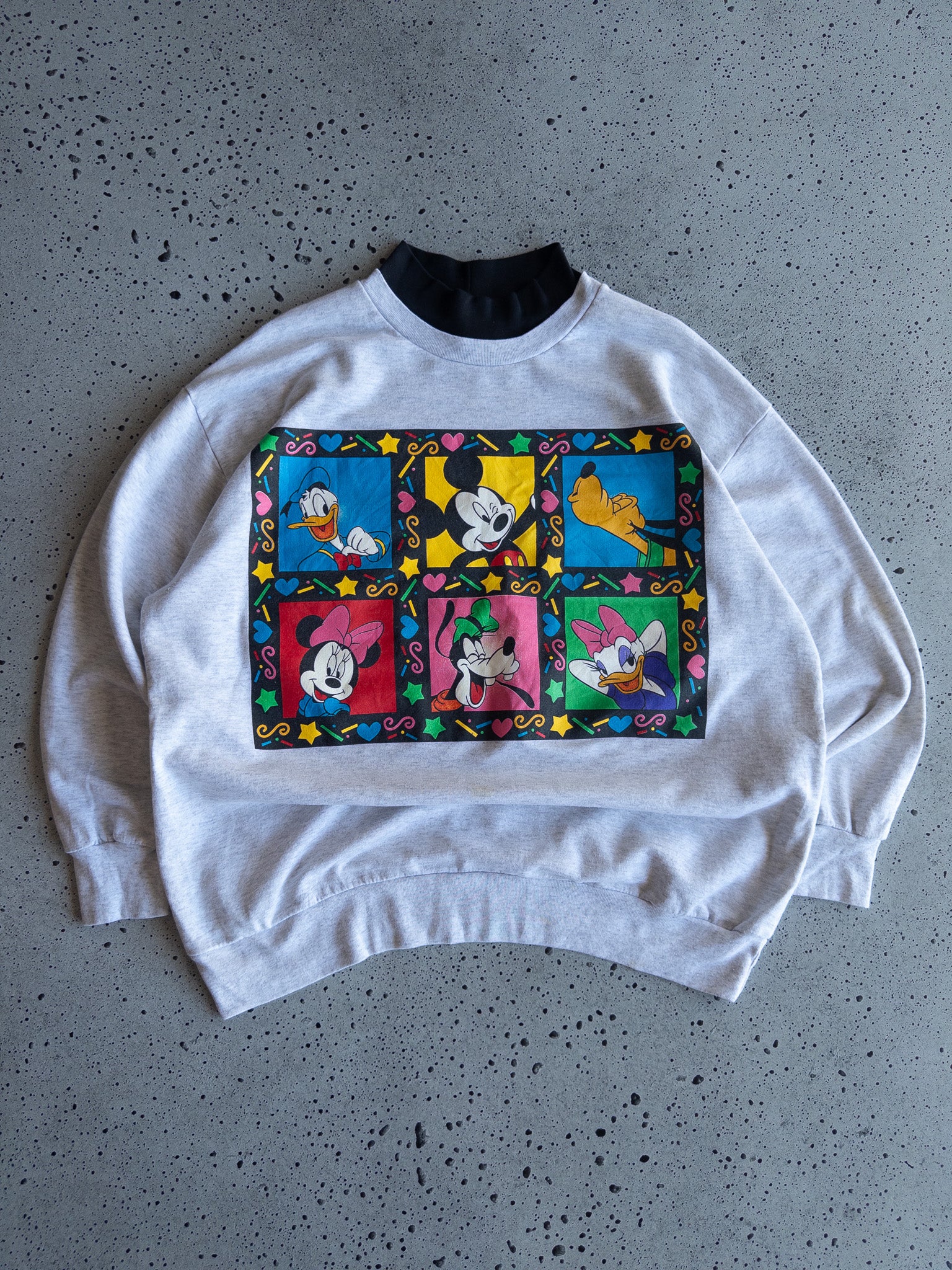 Vintage '90s Mickey & Friends Mock Neck Sweatshirt (XL)