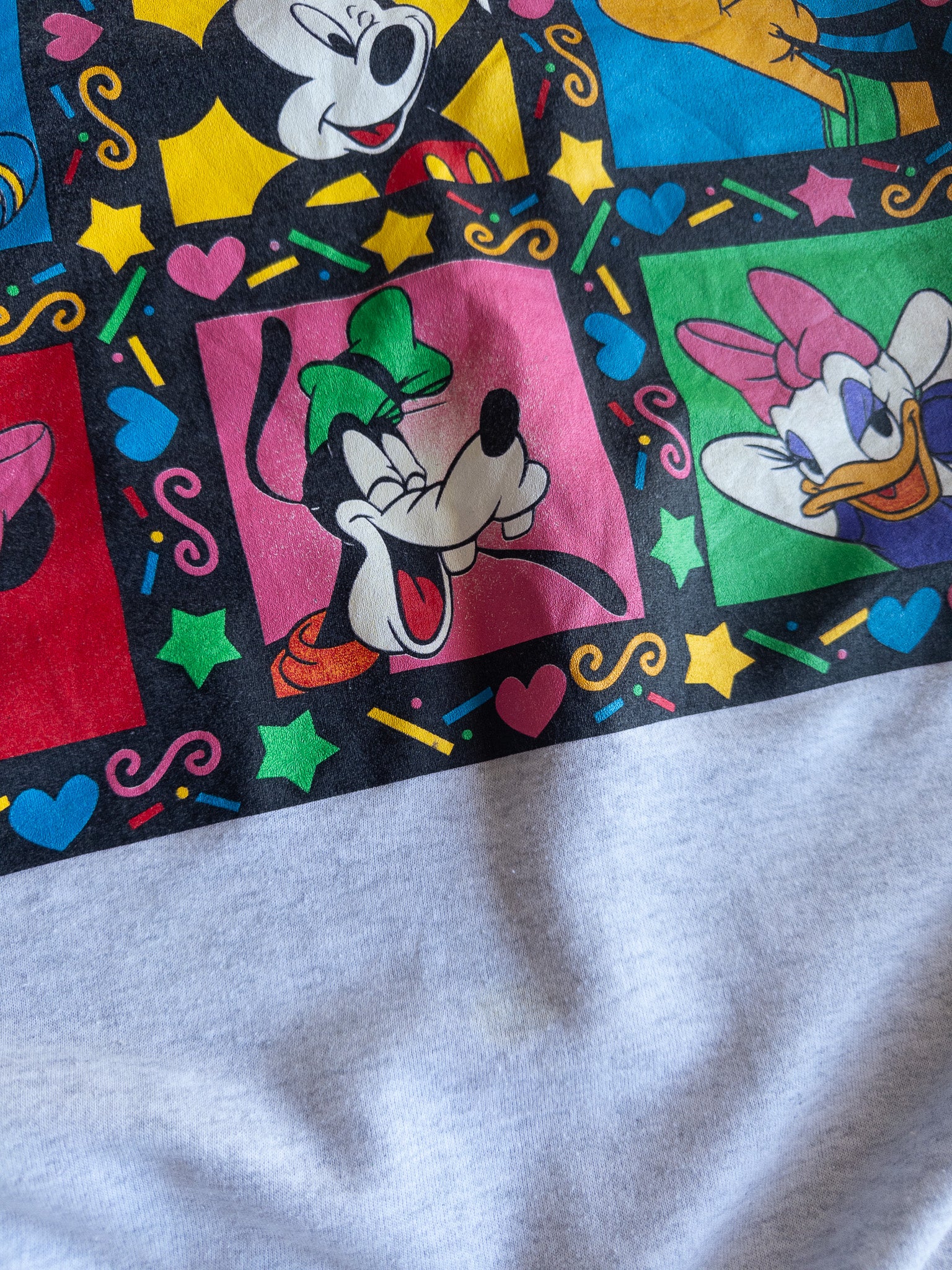 Vintage '90s Mickey & Friends Mock Neck Sweatshirt (XL)