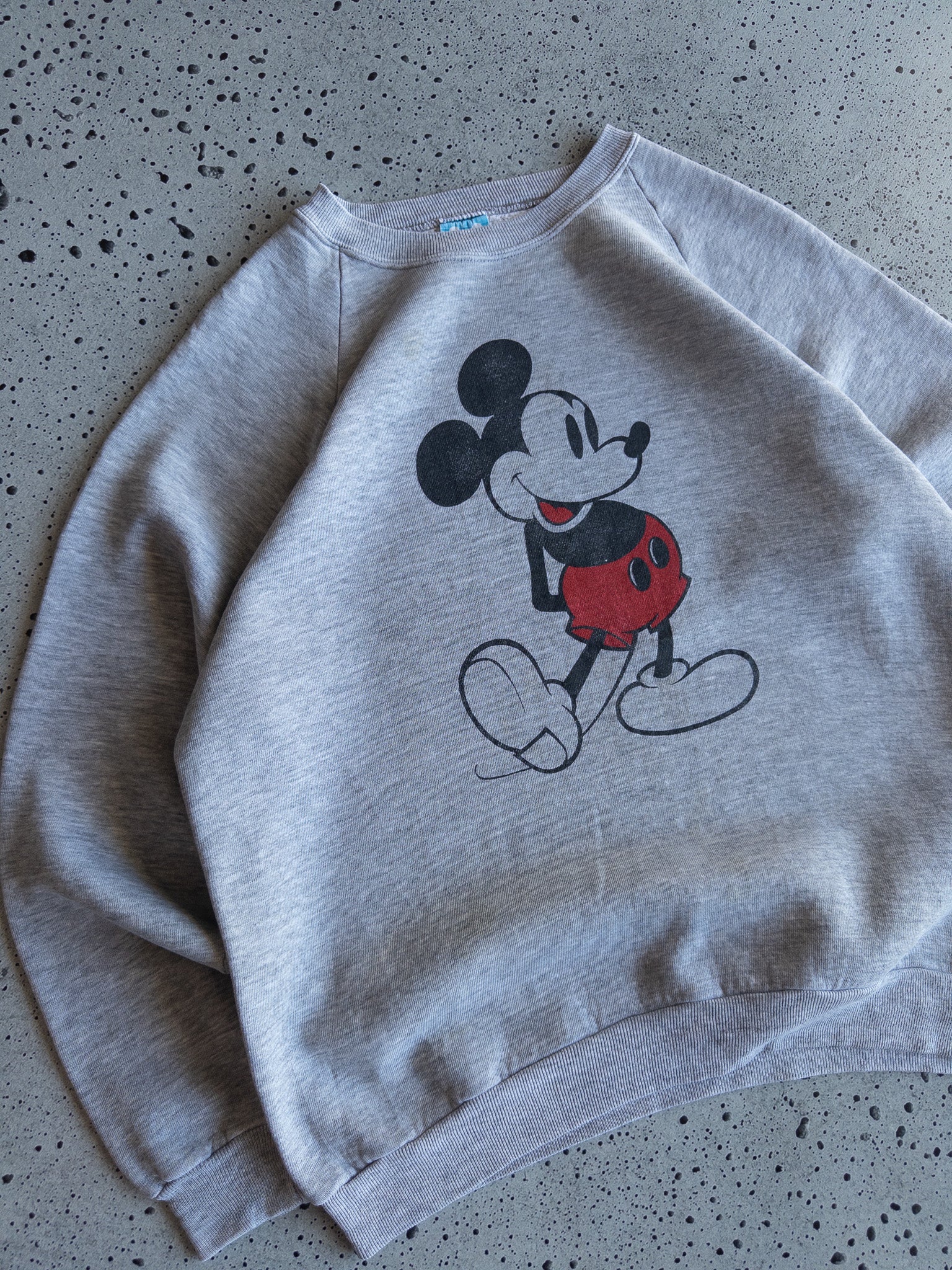 Vintage Mickey Mouse Sweatshirt (M)