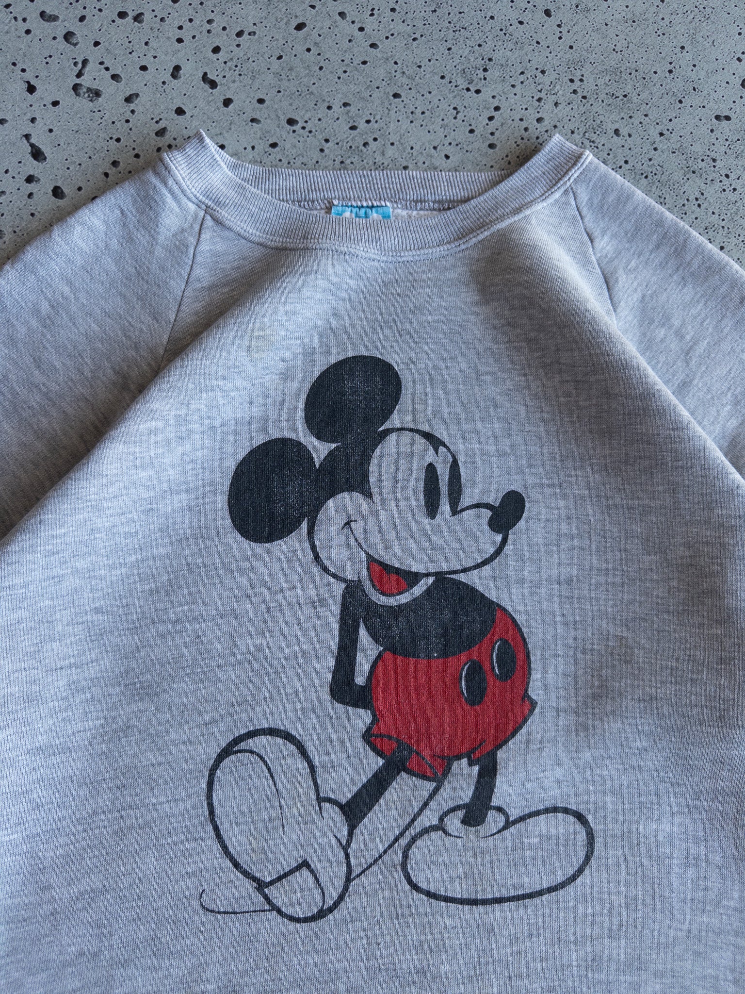 Vintage Mickey Mouse Sweatshirt (M)