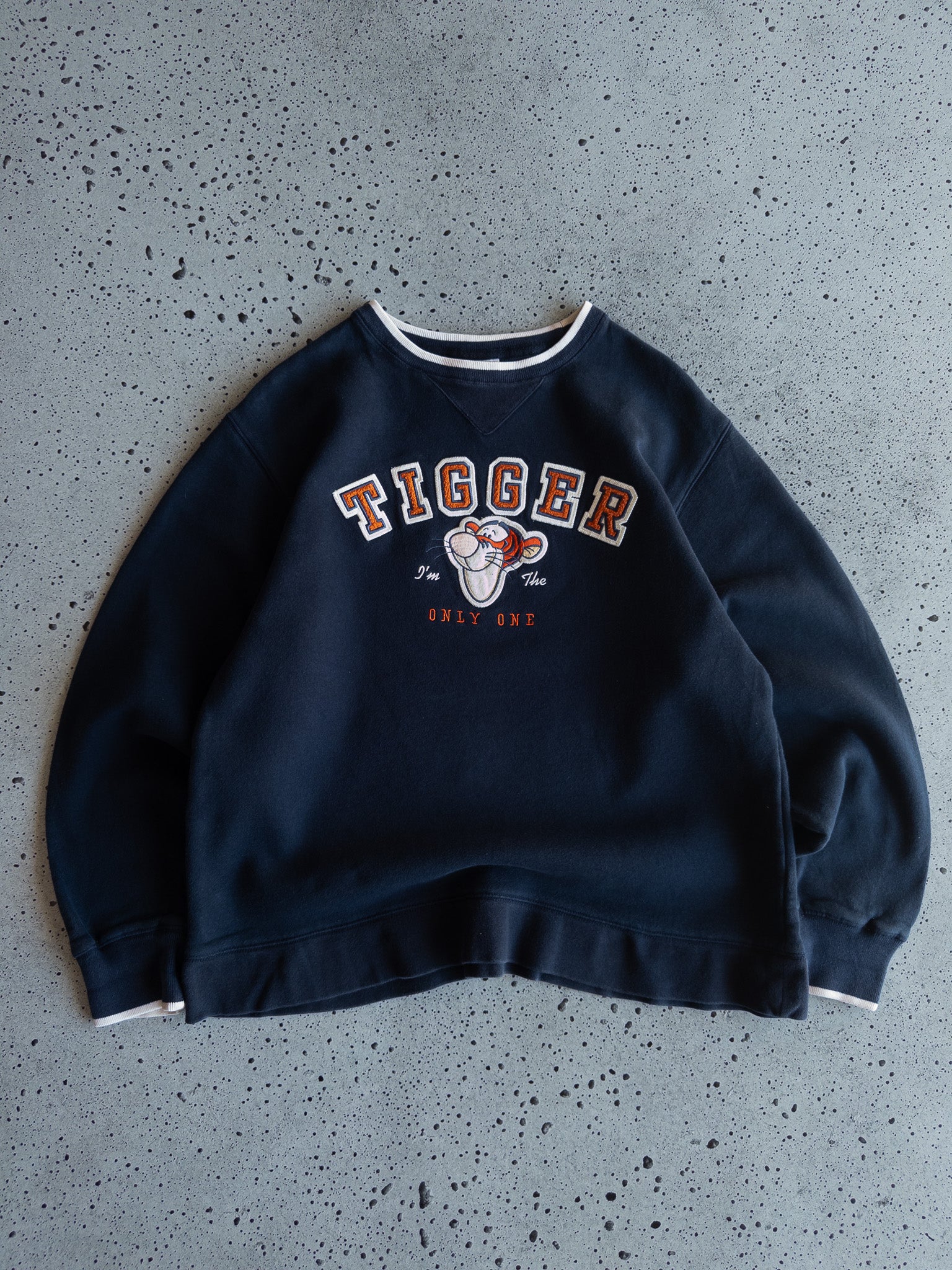 Vintage Tigger Sweatshirt (M)