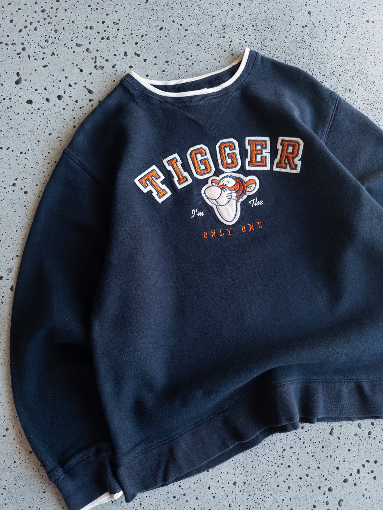 Vintage Tigger Sweatshirt (M)