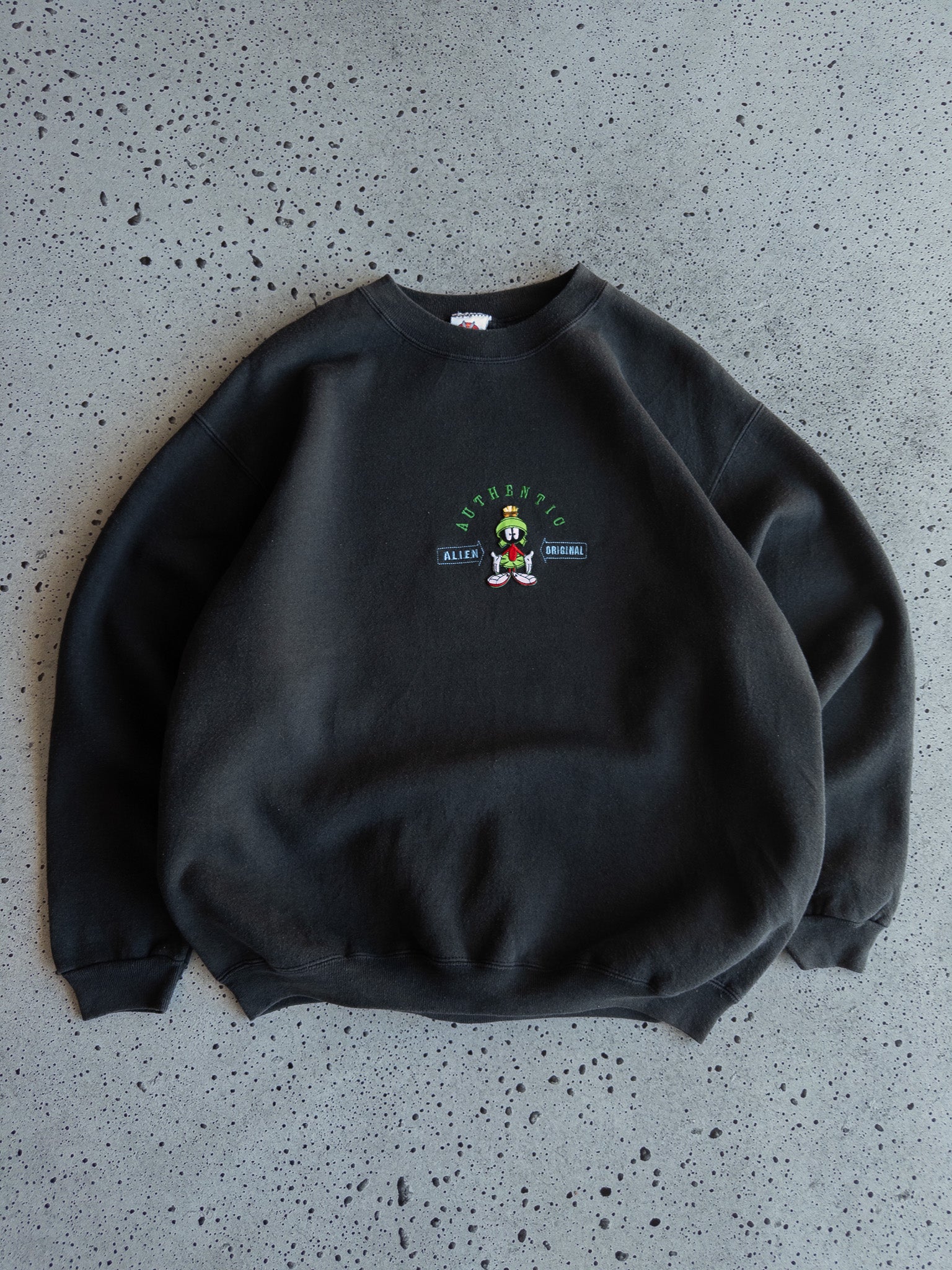 Vintage 1998 Marvin The Martian Sweatshirt (L)