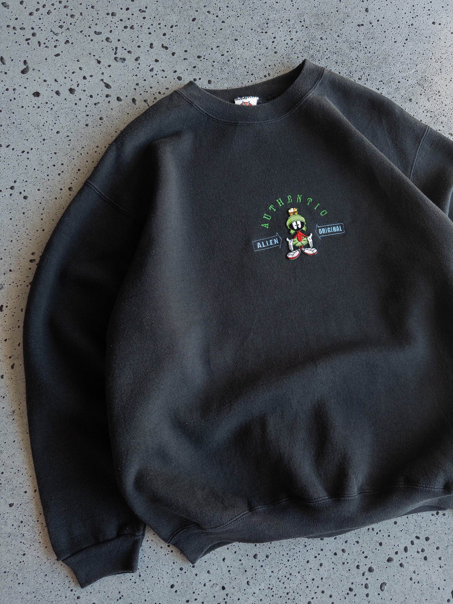 Vintage 1998 Marvin The Martian Sweatshirt (L)