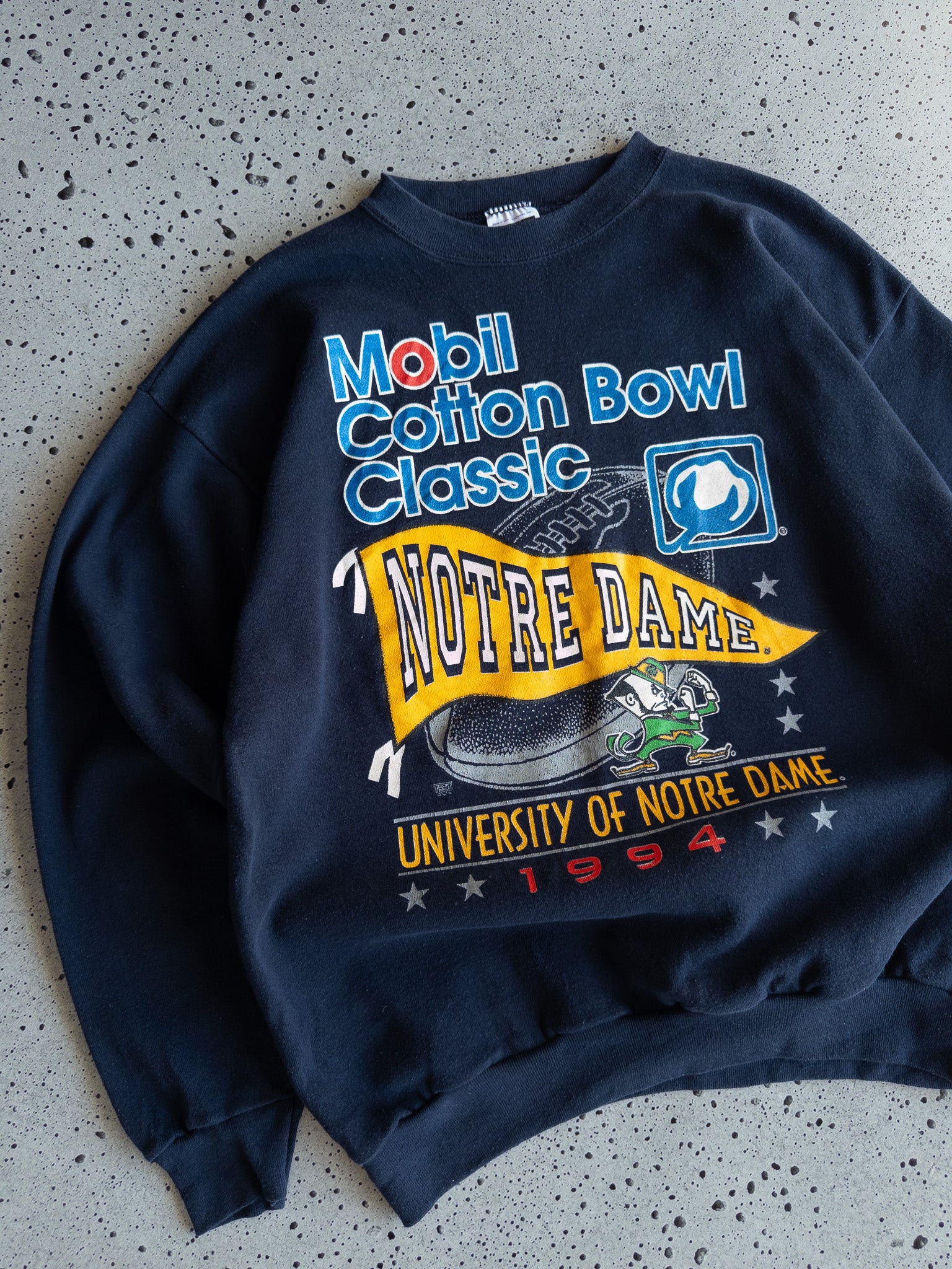 Vintage 1994 Notre Dame Sweatshirt (L)