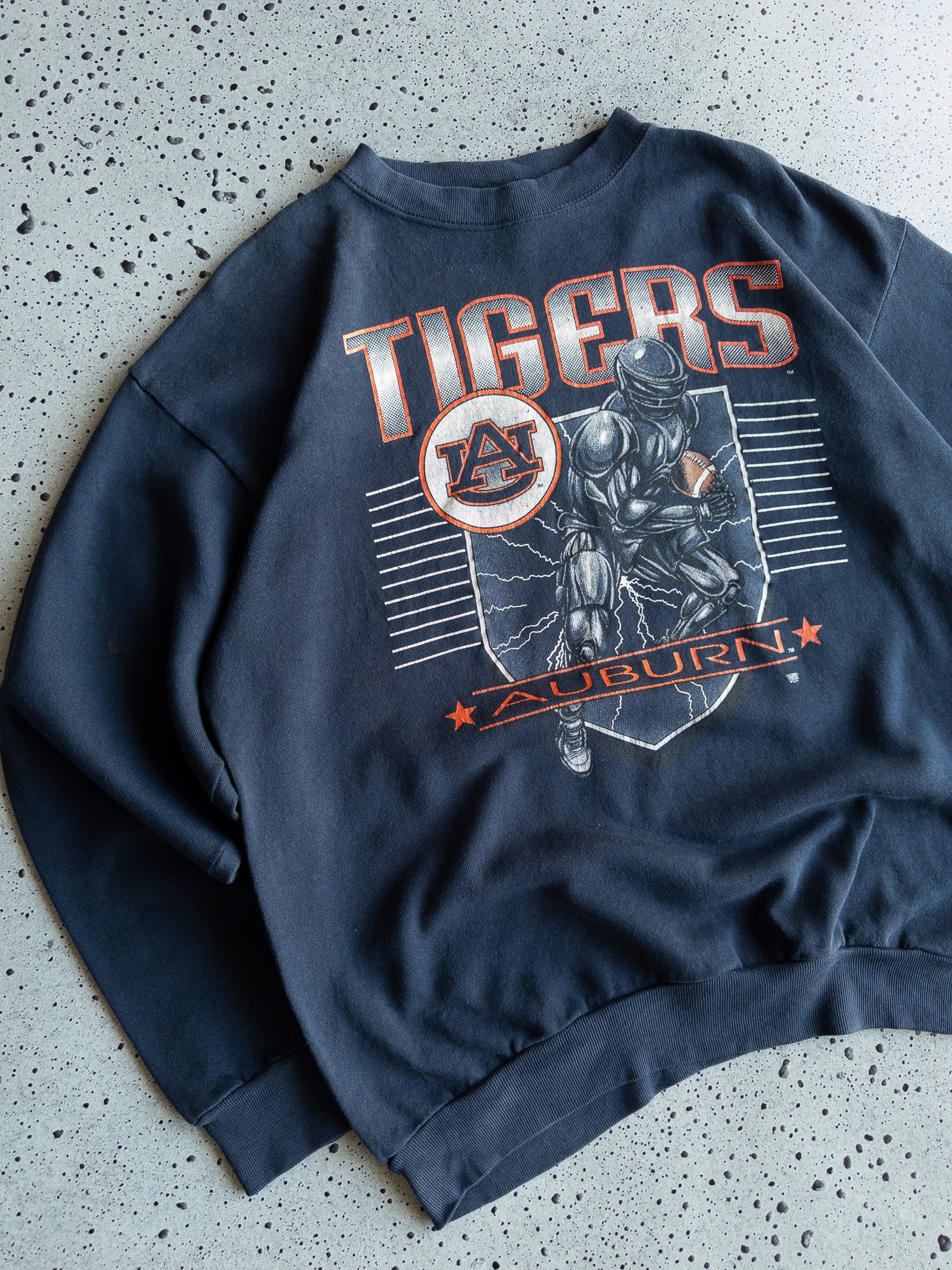 Vintage '90s Auburn Tigers Sweatshirt (L)