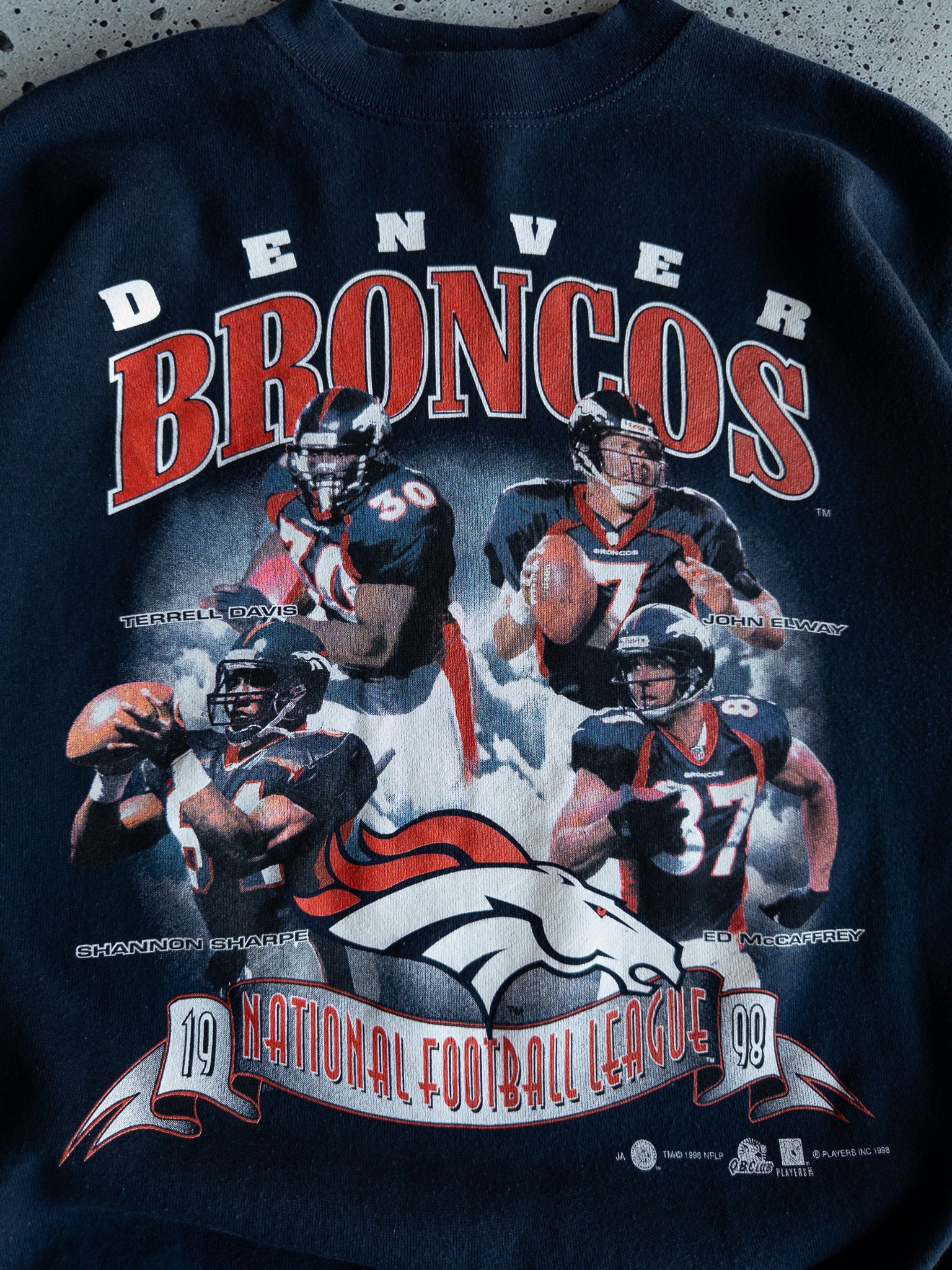 Vintage 1998 Denver Broncos Sweatshirt (L)