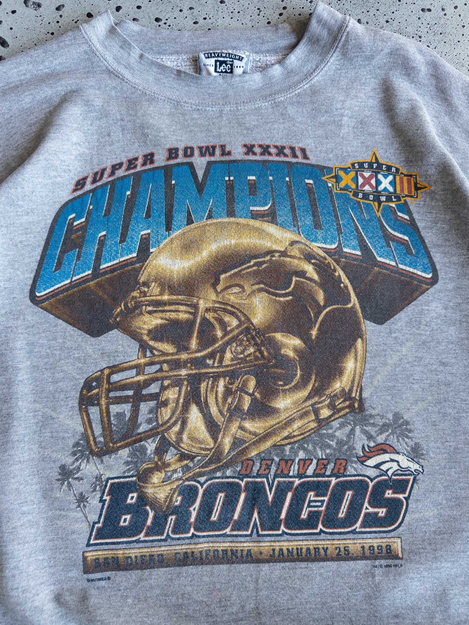 Vintage 1998 Denver Broncos Sweatshirt (XXL)