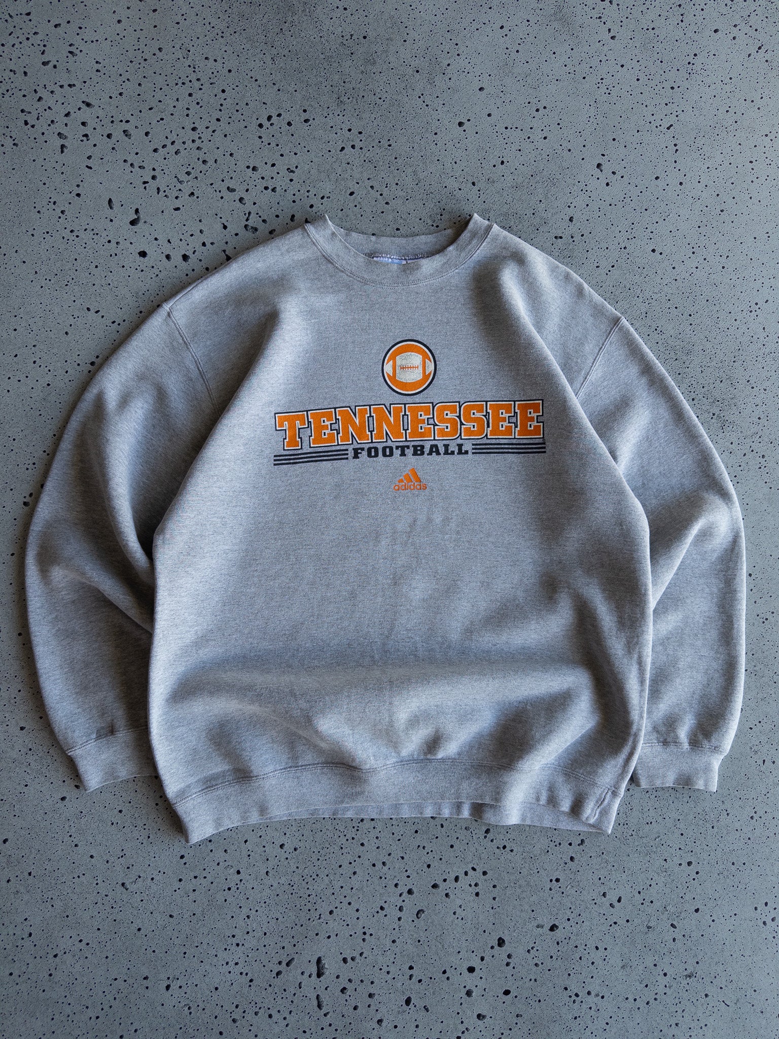 Vintage Tennessee Adidas Sweatshirt (L)