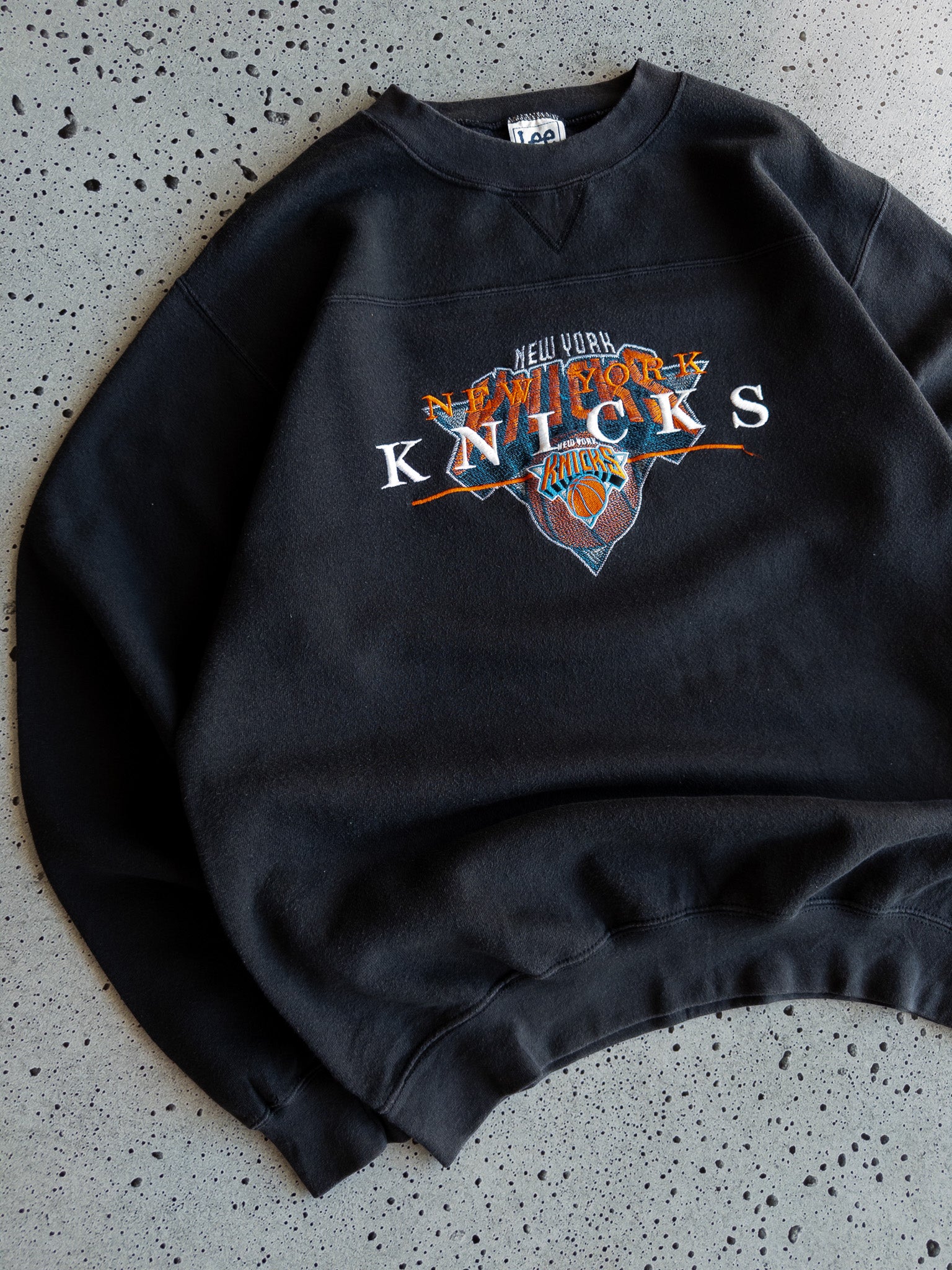 Vintage New York Knicks Sweatshirt (M)