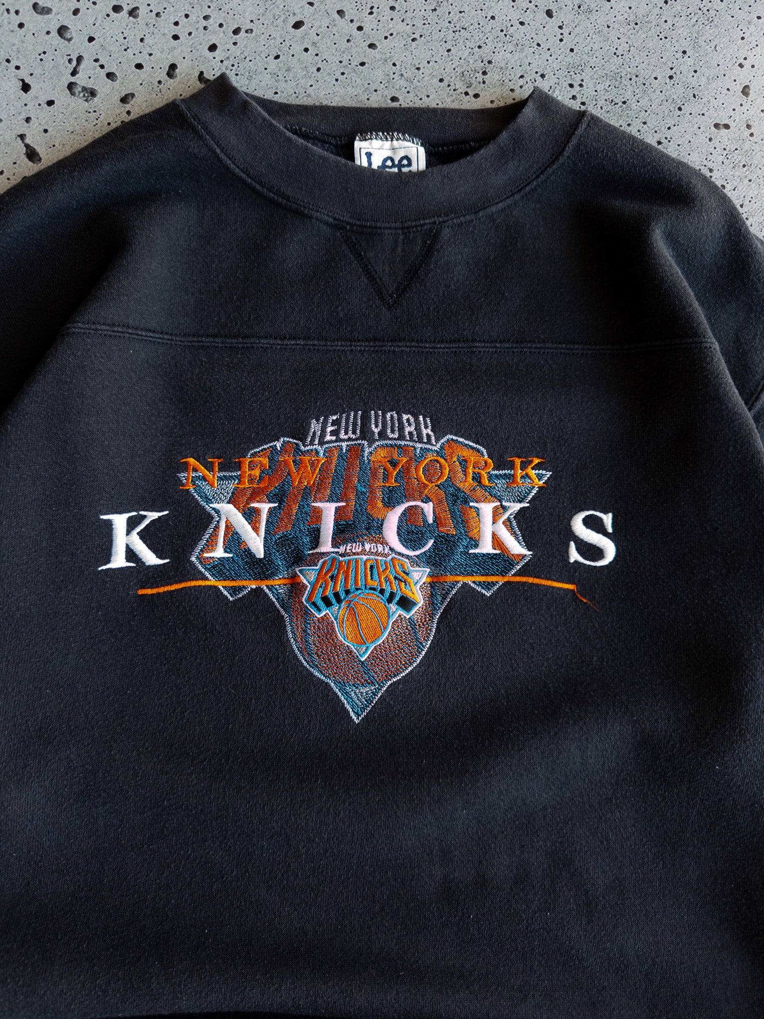 Vintage New York Knicks Sweatshirt (M)