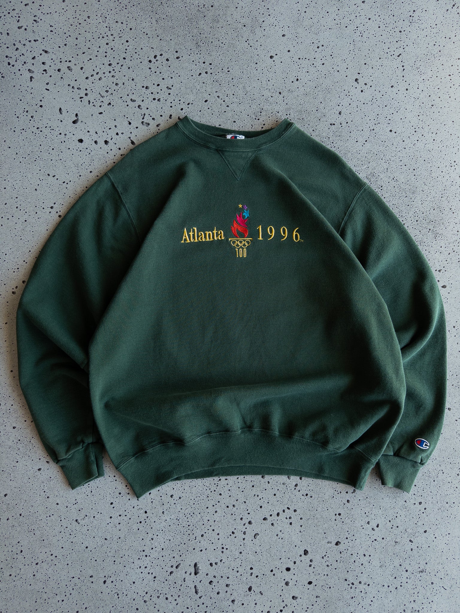 Vintage 1996 Olympics Champion Sweatshirt (L)