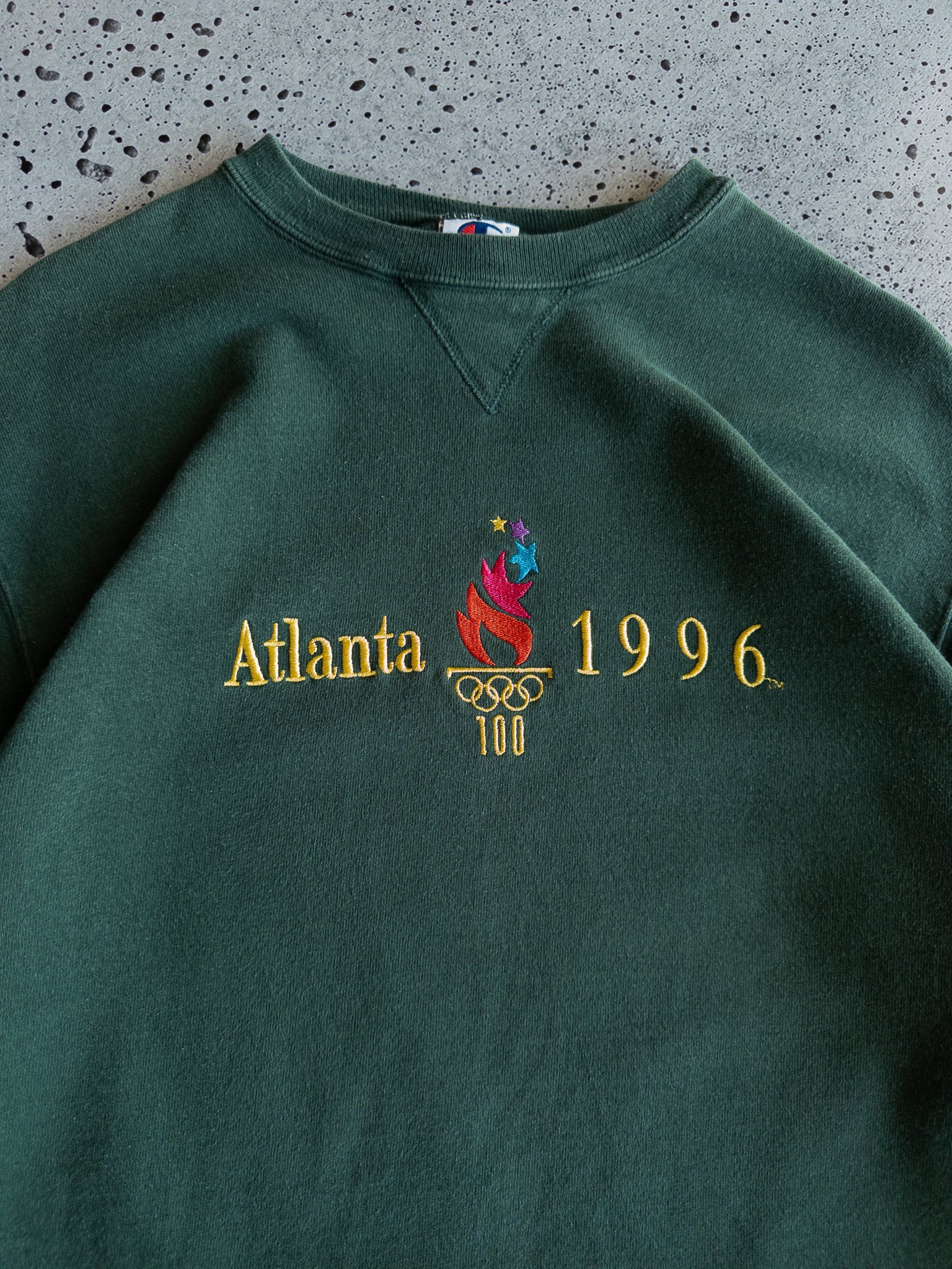 Vintage 1996 Olympics Champion Sweatshirt (L)