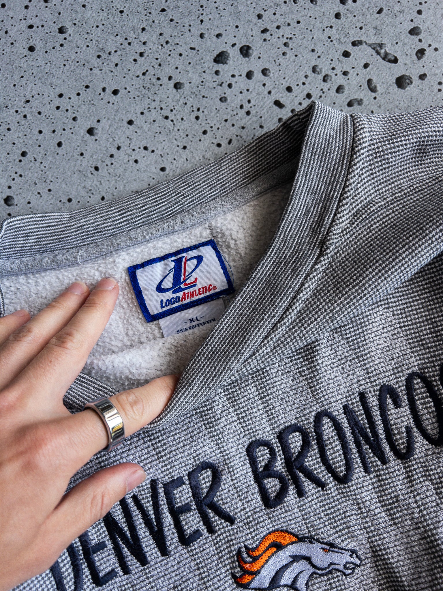 Vintage Denver Broncos Sweatshirt (XL)