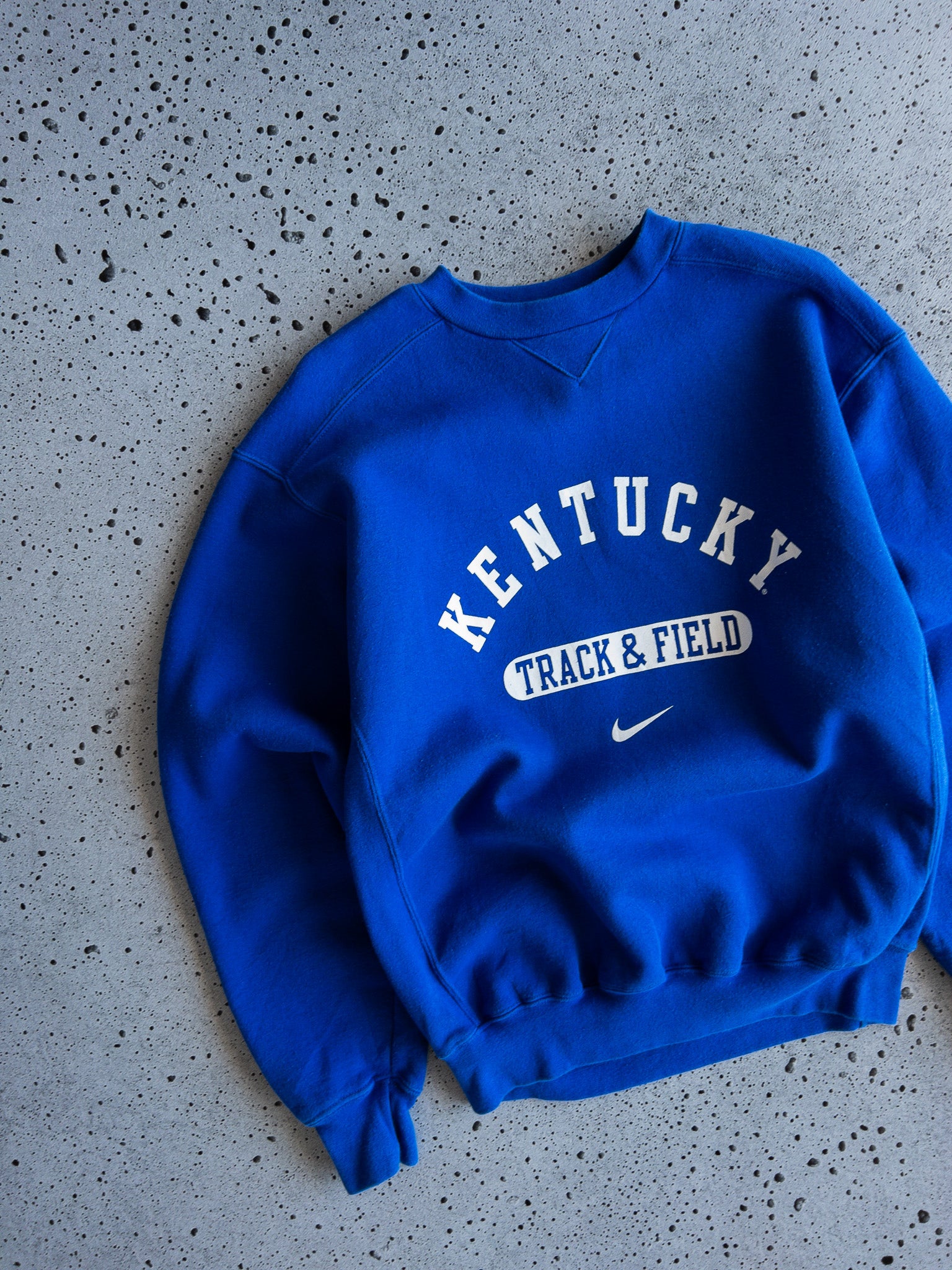 Vintage Kentucky Track & Field Nike Sweatshirt (S)