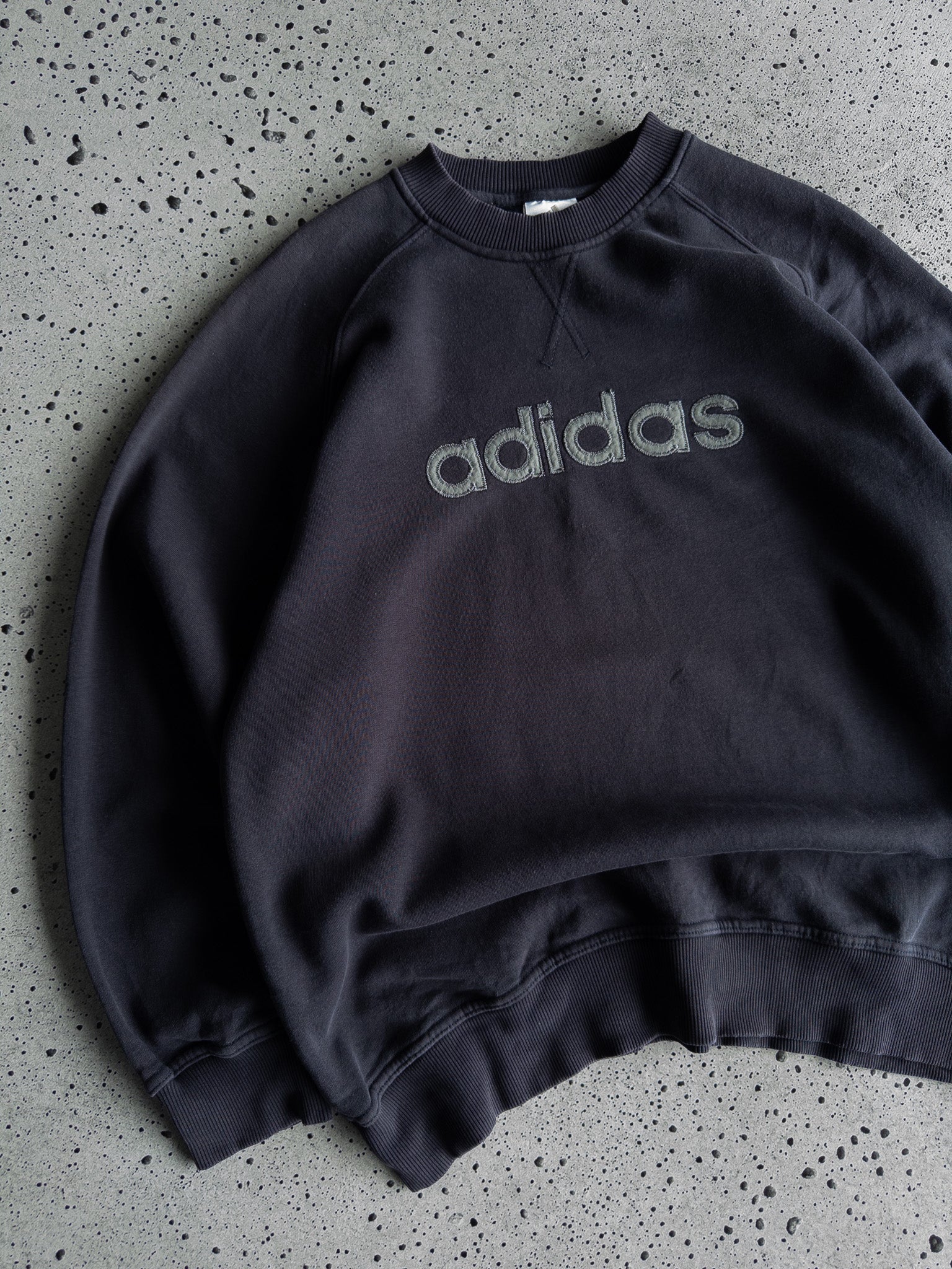 Vintage Adidas Sweatshirt (L)