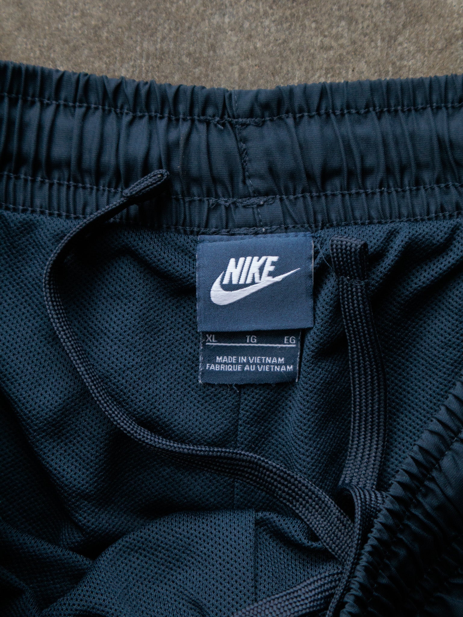 Vintage 00s Navy Nike Track Pants (XL)