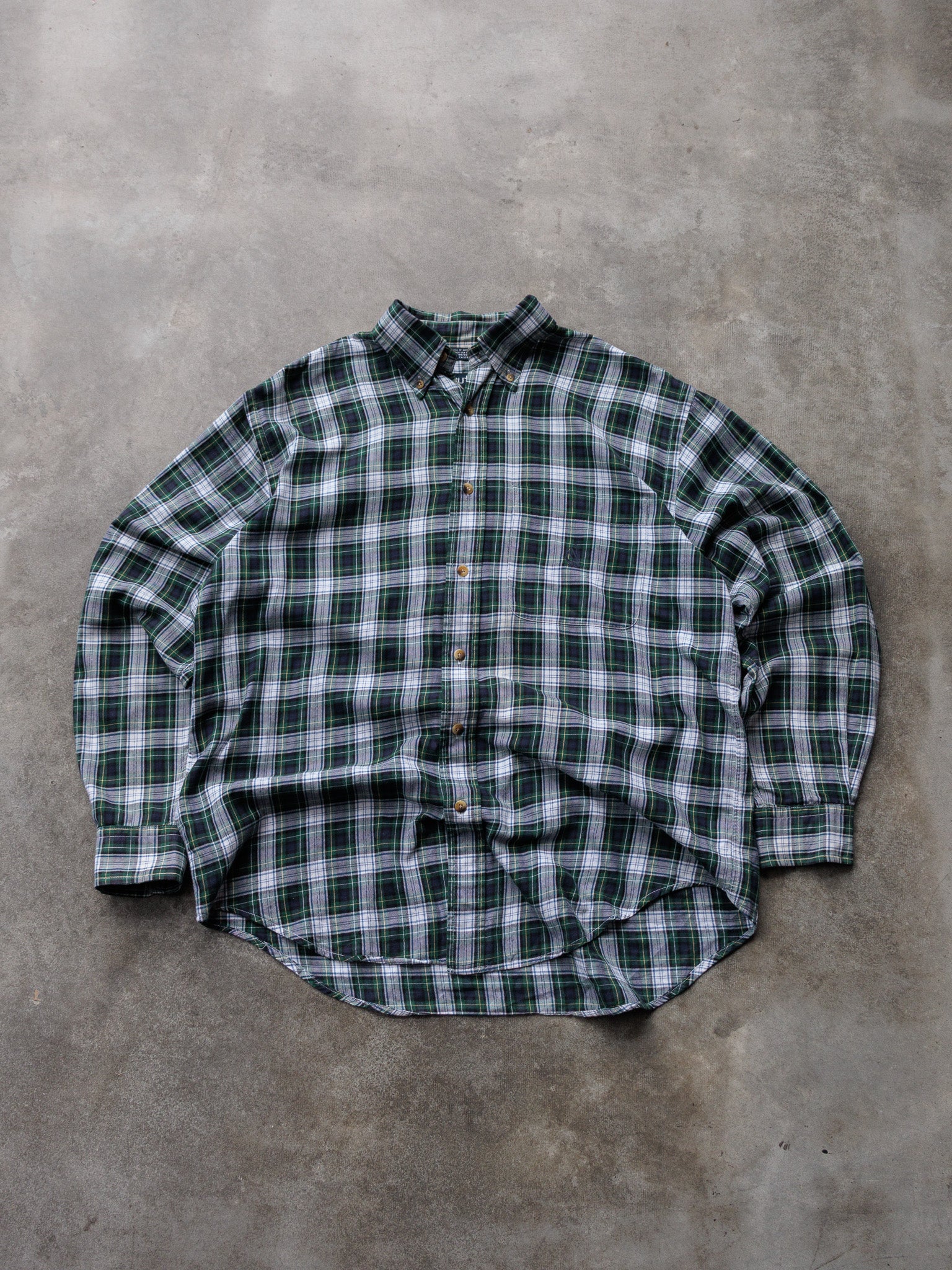 Vintage 90s Green Plaid Nautica Shirt (M)