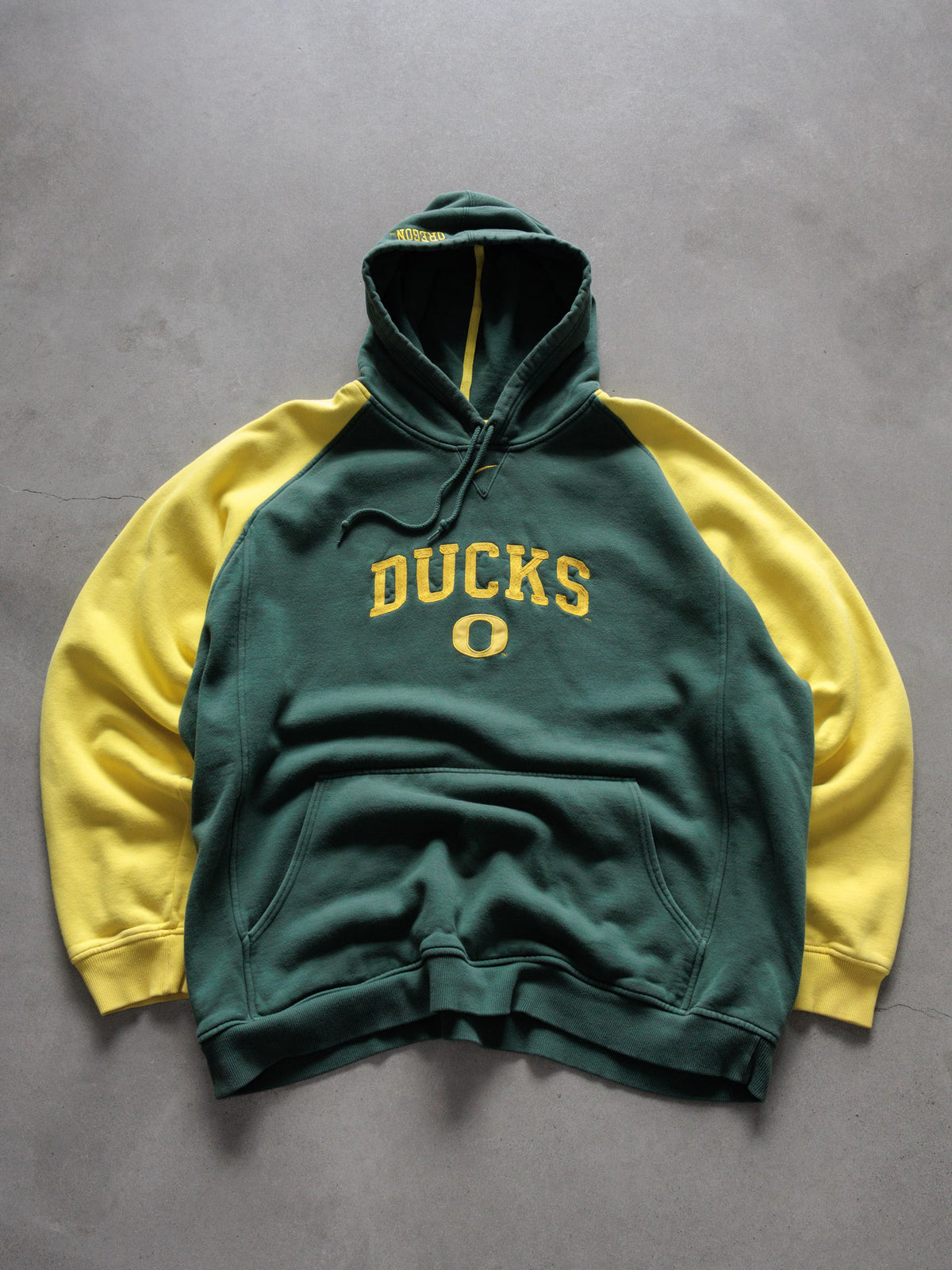 Vintage 00s Green Oregon Ducks Nike Colourblock Hoodie (2XL)