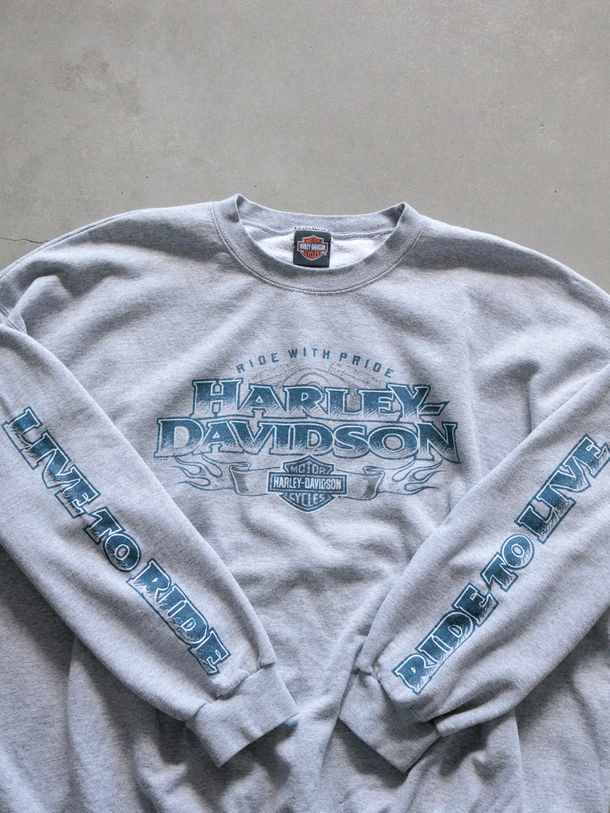 Vintage Grey Harley-Davidson Philadelphia Pennsylvania Sweatshirt (2XL)