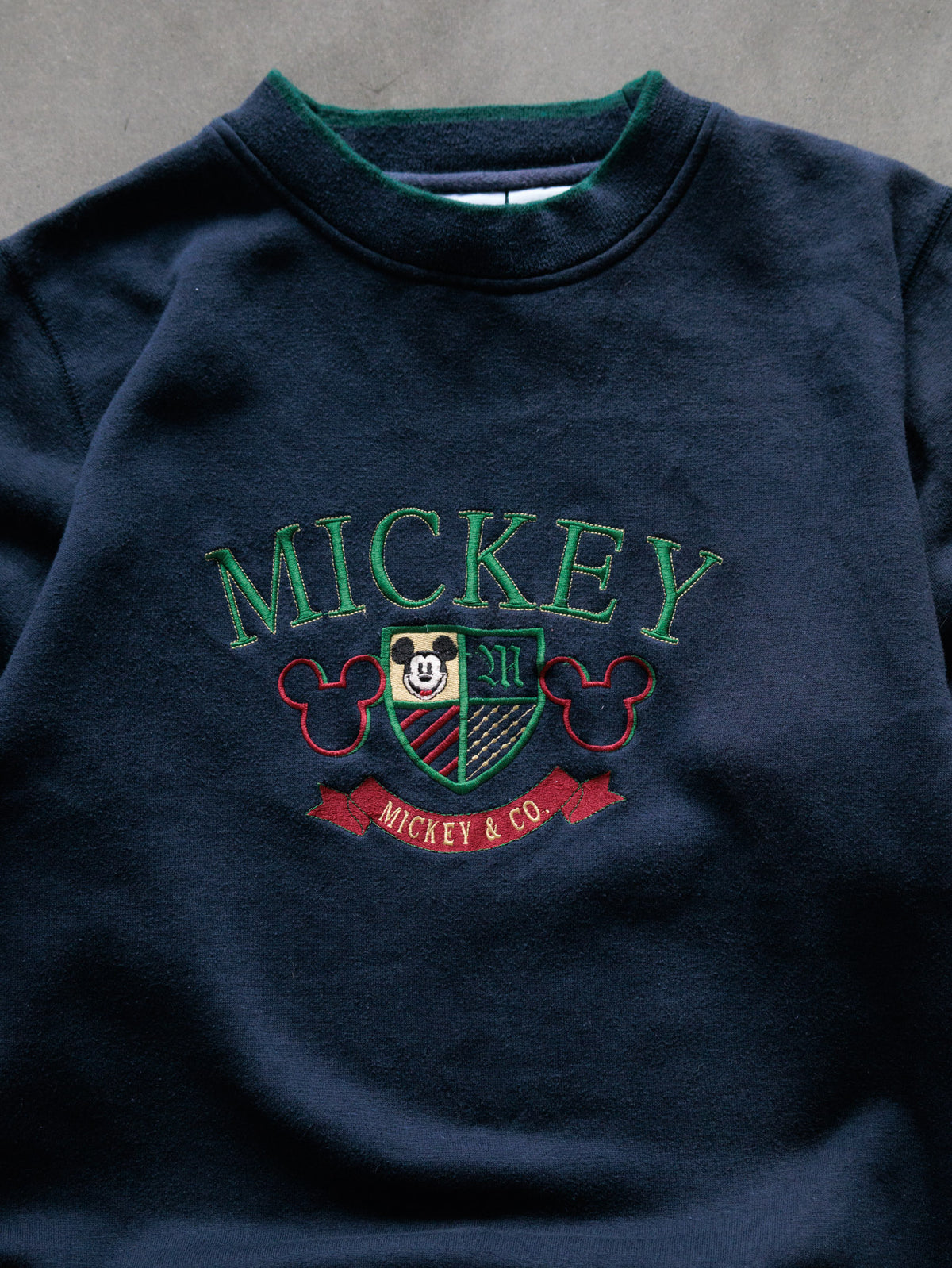 Vintage 90s Navy Mickey & Co. Disney Crest Sweatshirt (M)