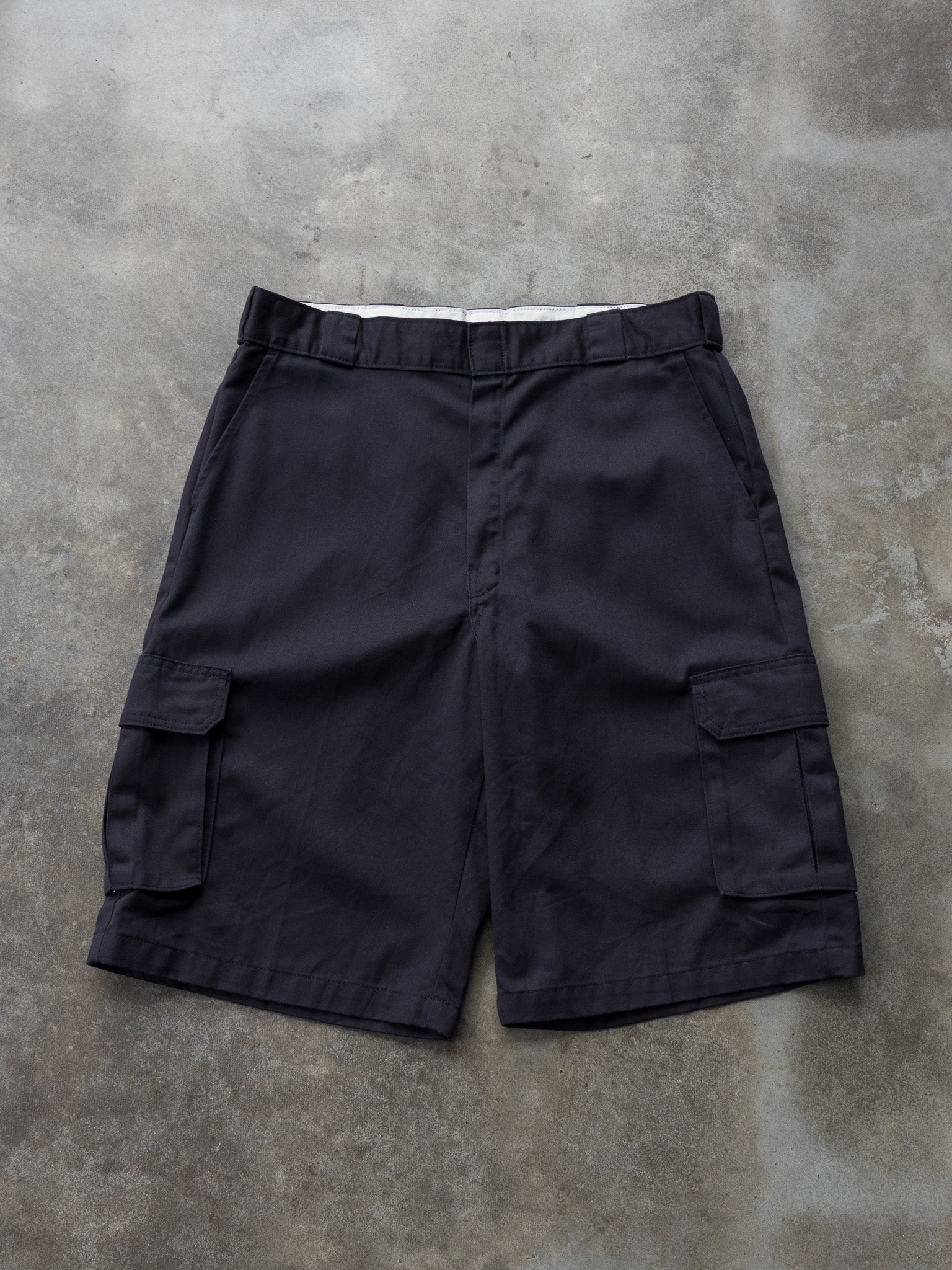 Black Dickies Cargo Shorts (W36)