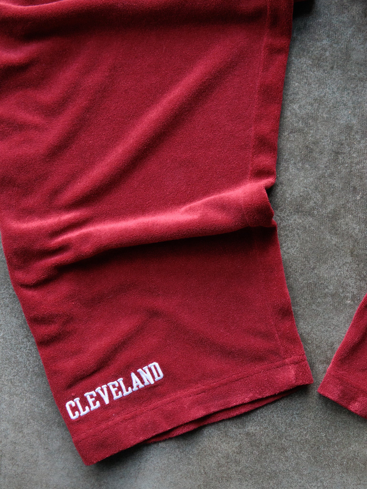 Vintage 90s Red Nike Cleveland Cavaliers Pants (XL)
