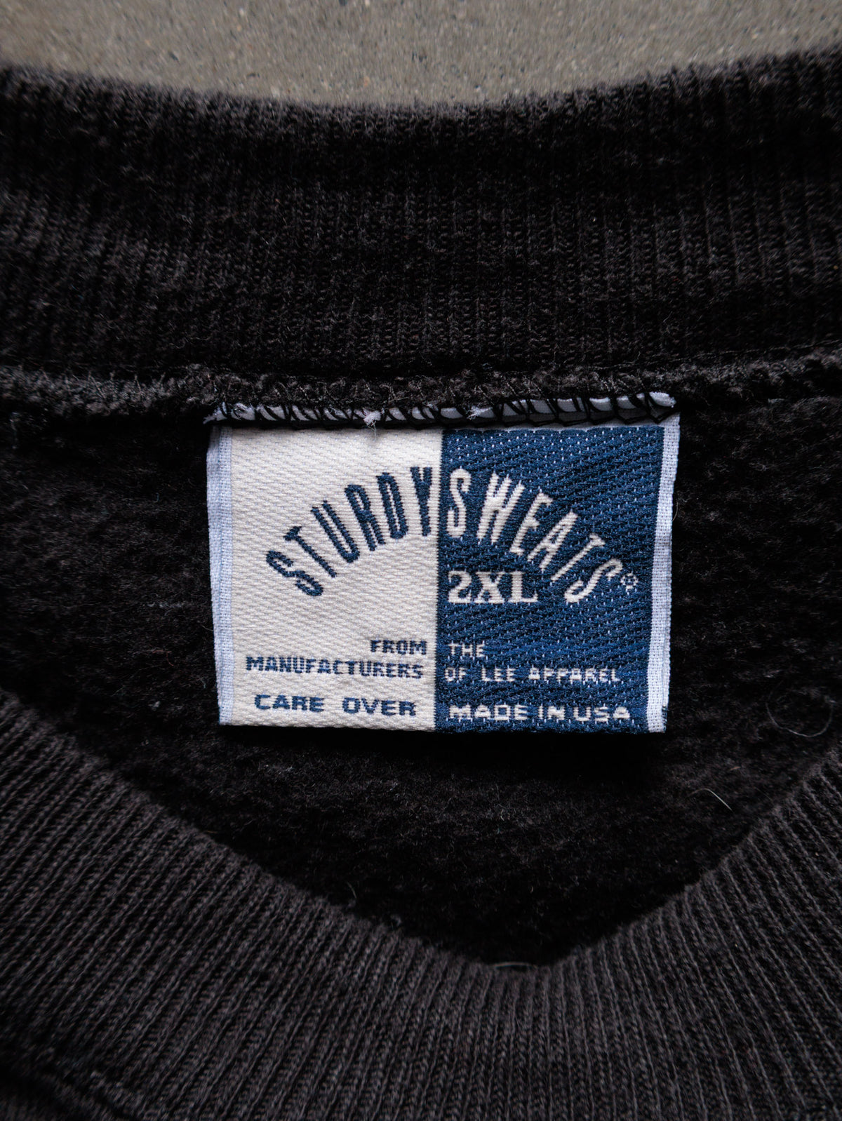 Vintage 1994 Black Polar-Bration New Year's Sweatshirt (2XL)