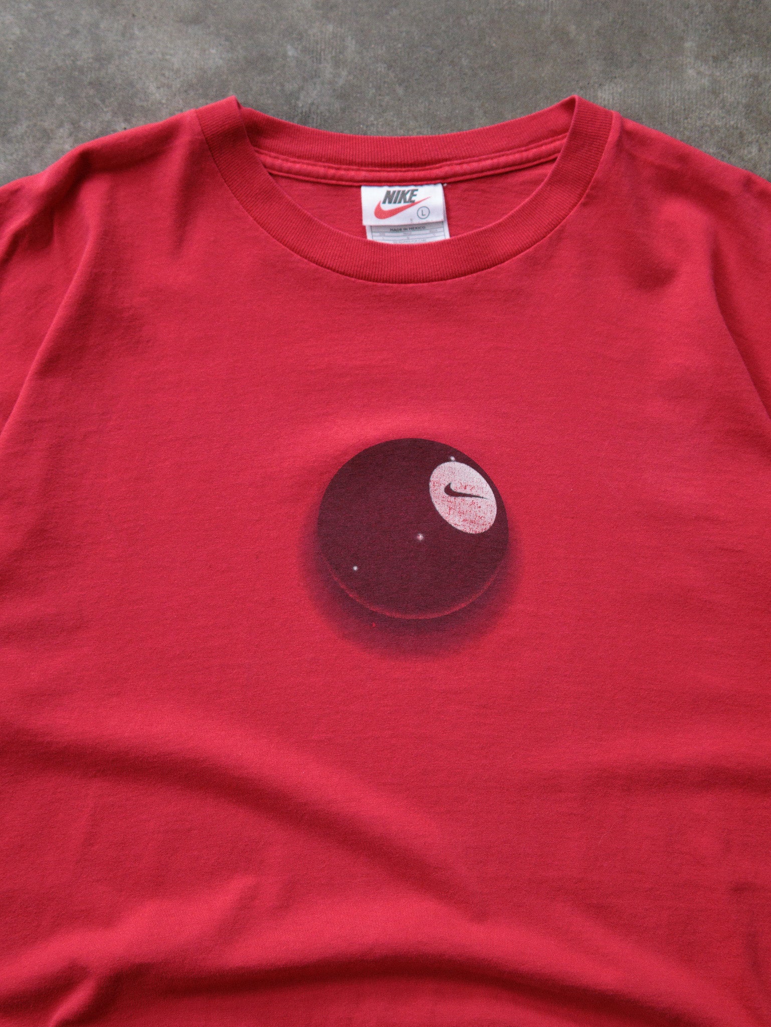 Vintage 00s Red Nike All Signs Point To Kick Butt Slogan Tee (L)