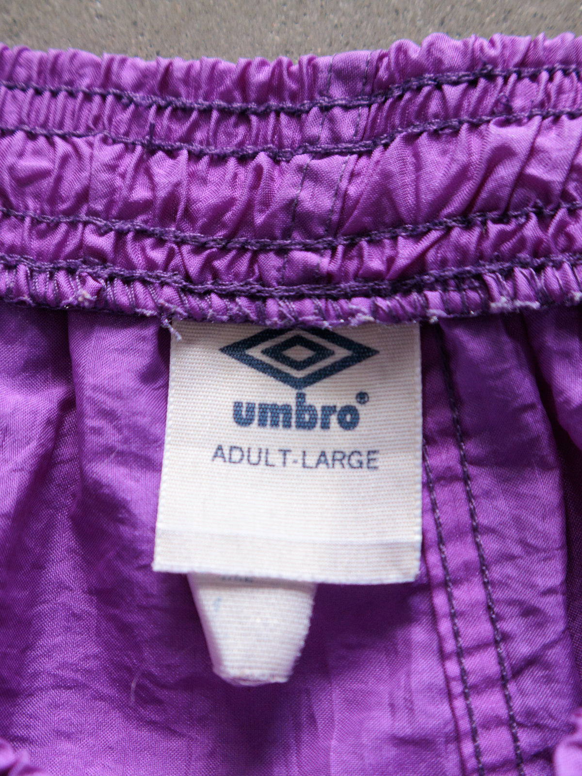 Vintage 90s Purple Umbro Shorts (L)