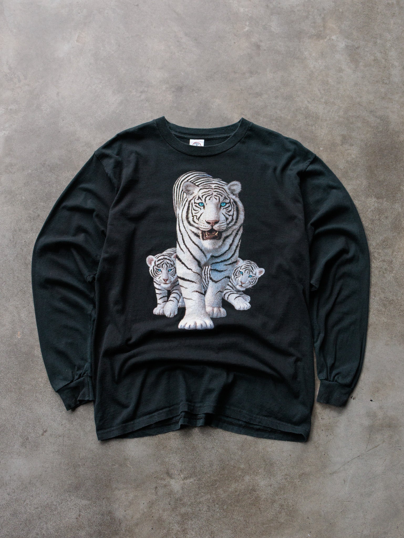 Vintage 90s Black White Tiger Long Sleeve Tee (L)