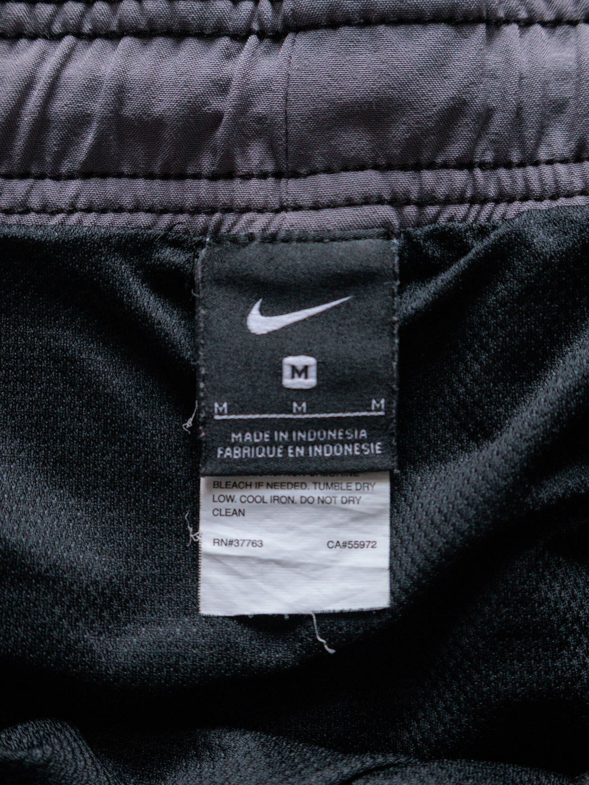 Vintage 00s Black Nike Shorts (M)