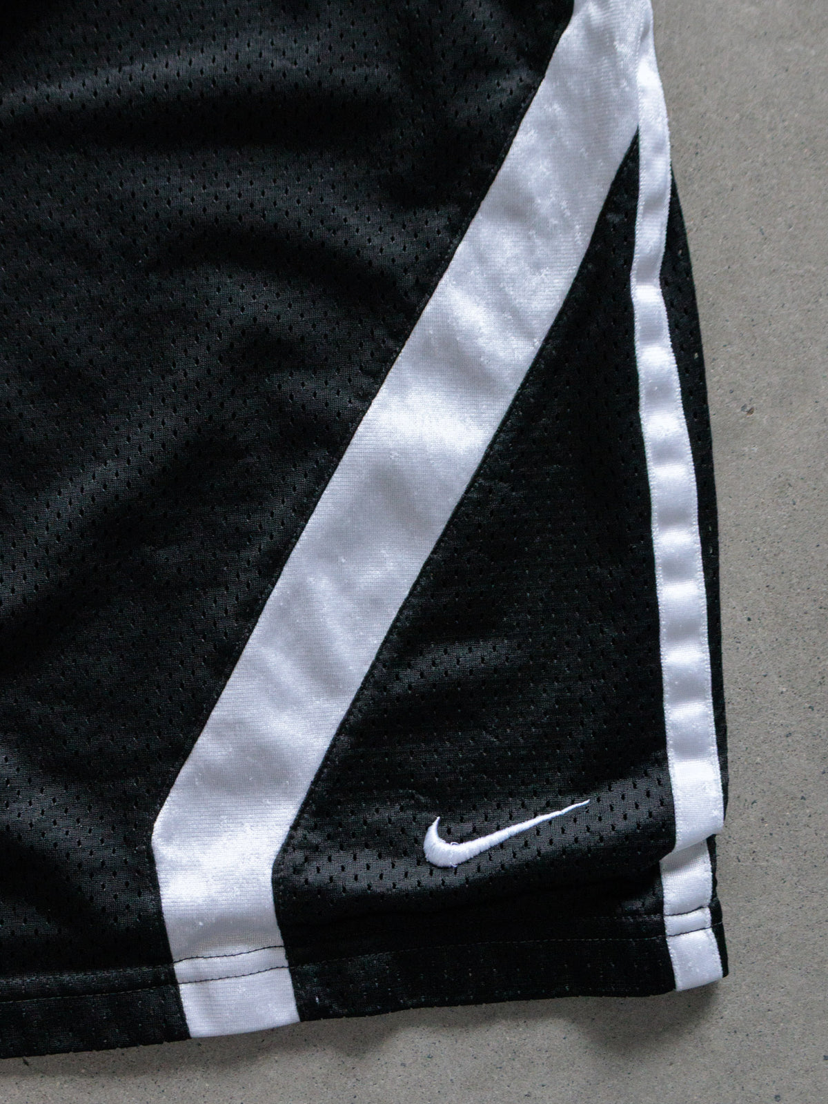 Vintage Black Nike Mesh Shorts (S)