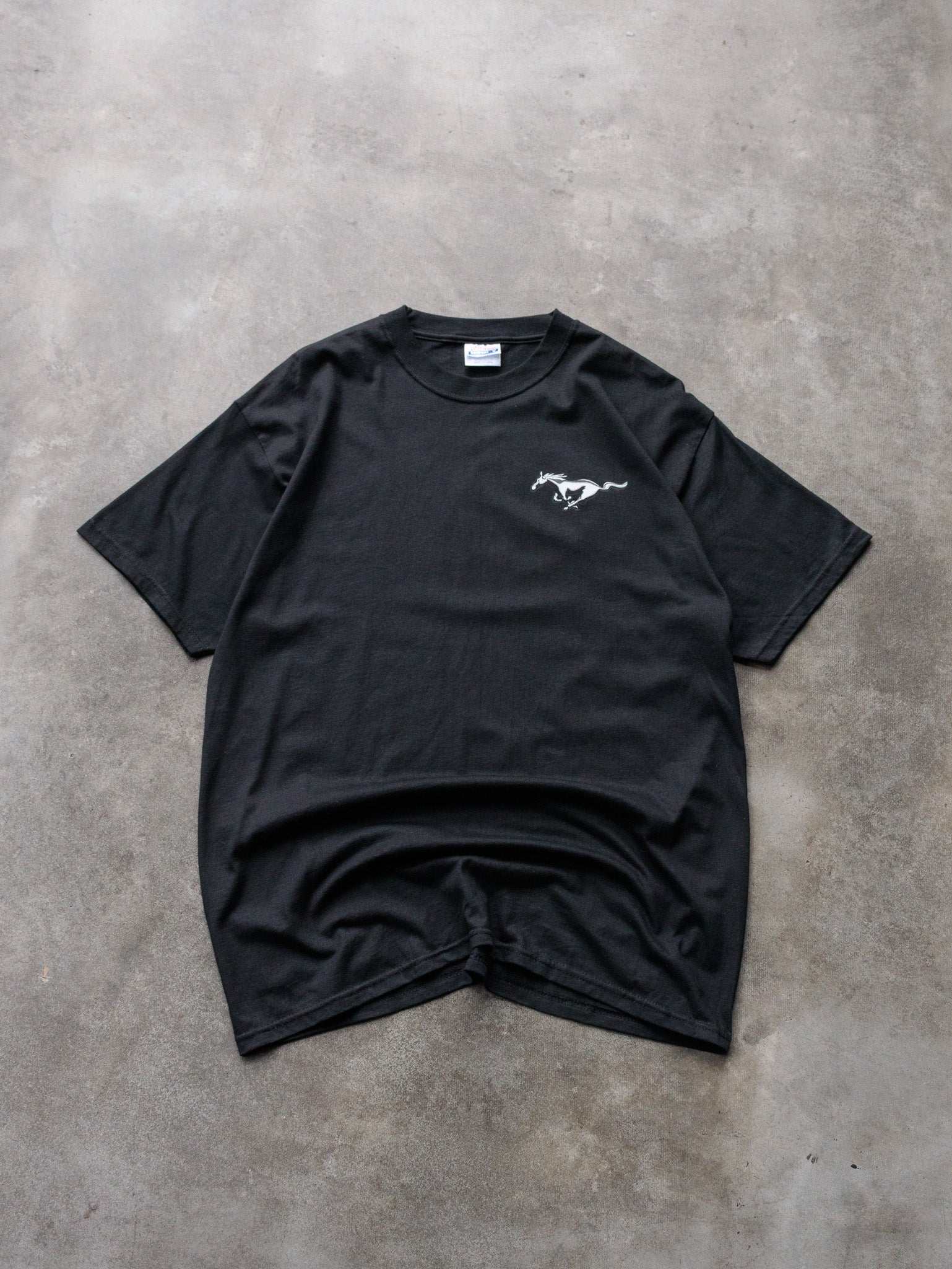 Vintage 2000 Black Ford Mustang Tee (L)