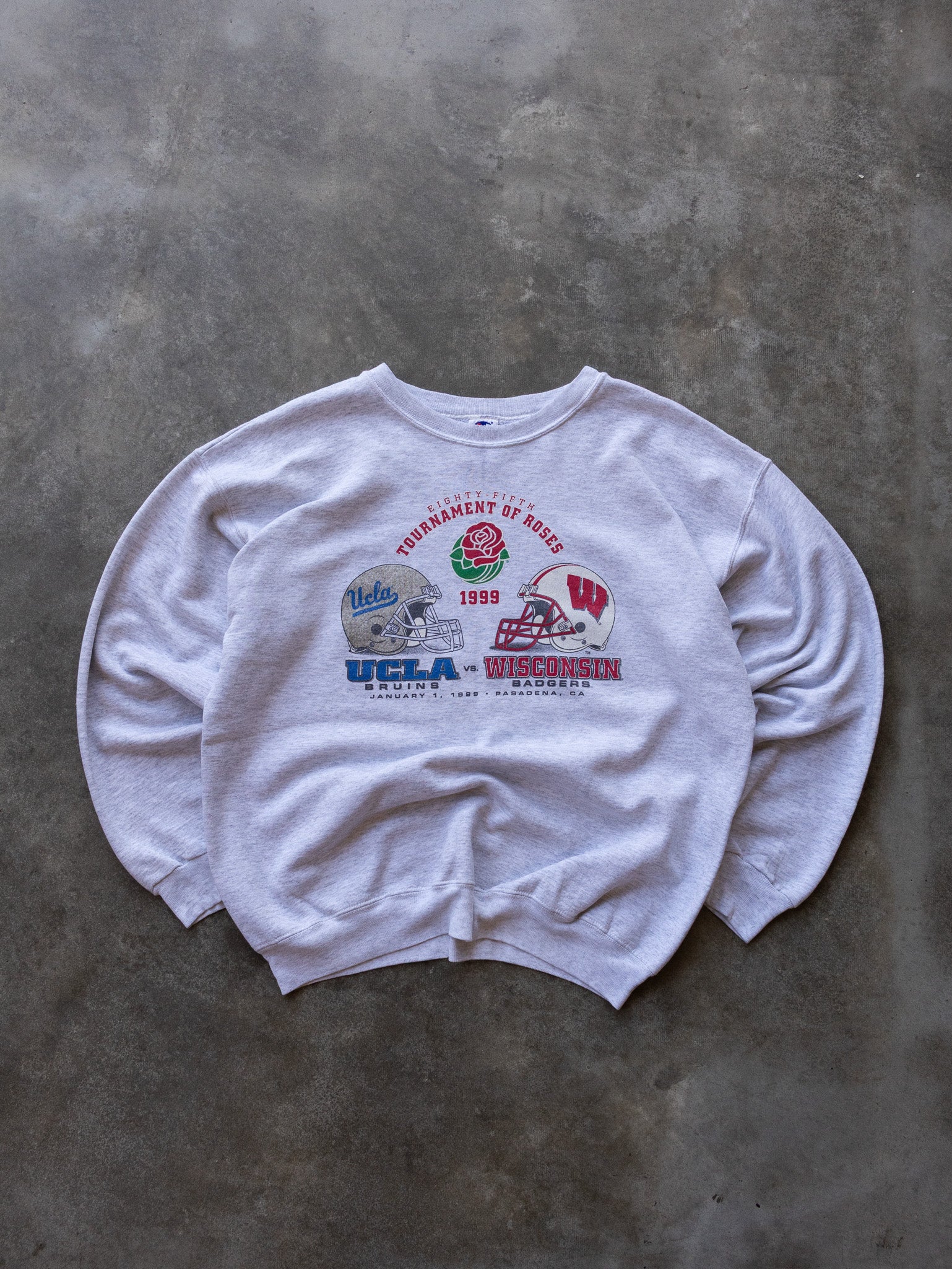 Vintage 1999 Champion Rose Bowl UCLA vs. Wisconsin Sweatshirt (L)