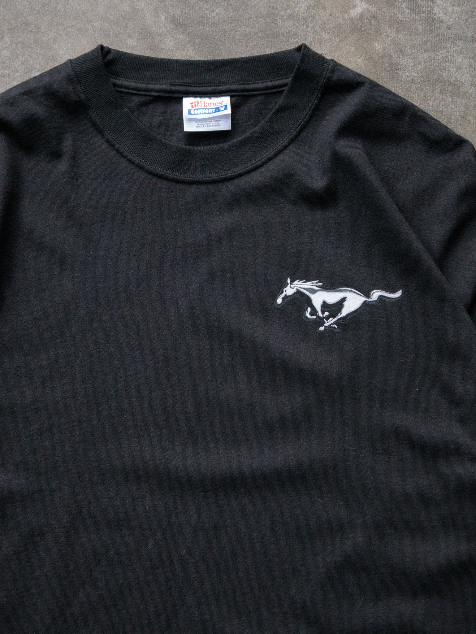 Vintage 2000 Black Ford Mustang Tee (L)