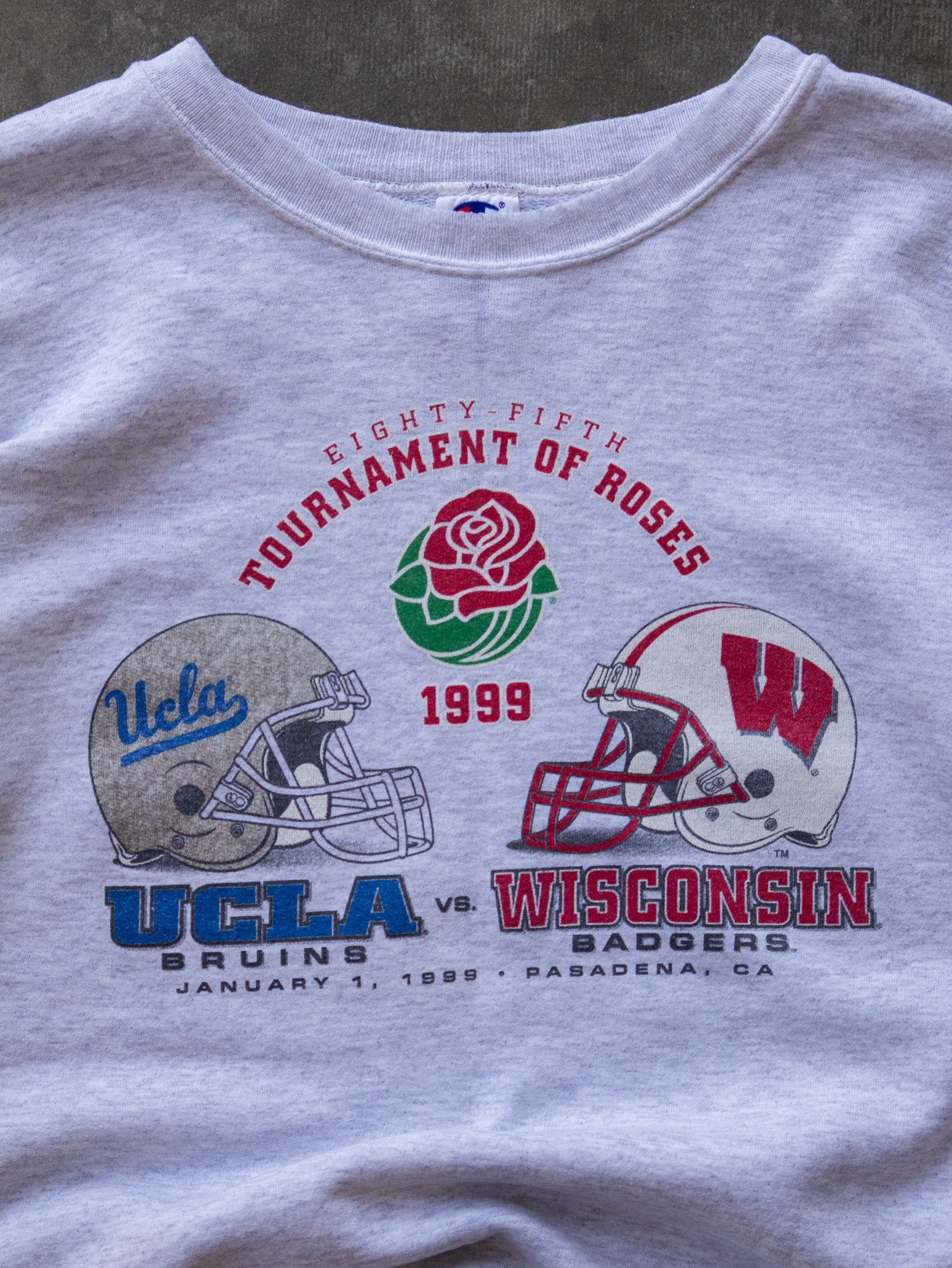 Vintage 1999 Champion Rose Bowl UCLA vs. Wisconsin Sweatshirt (L)