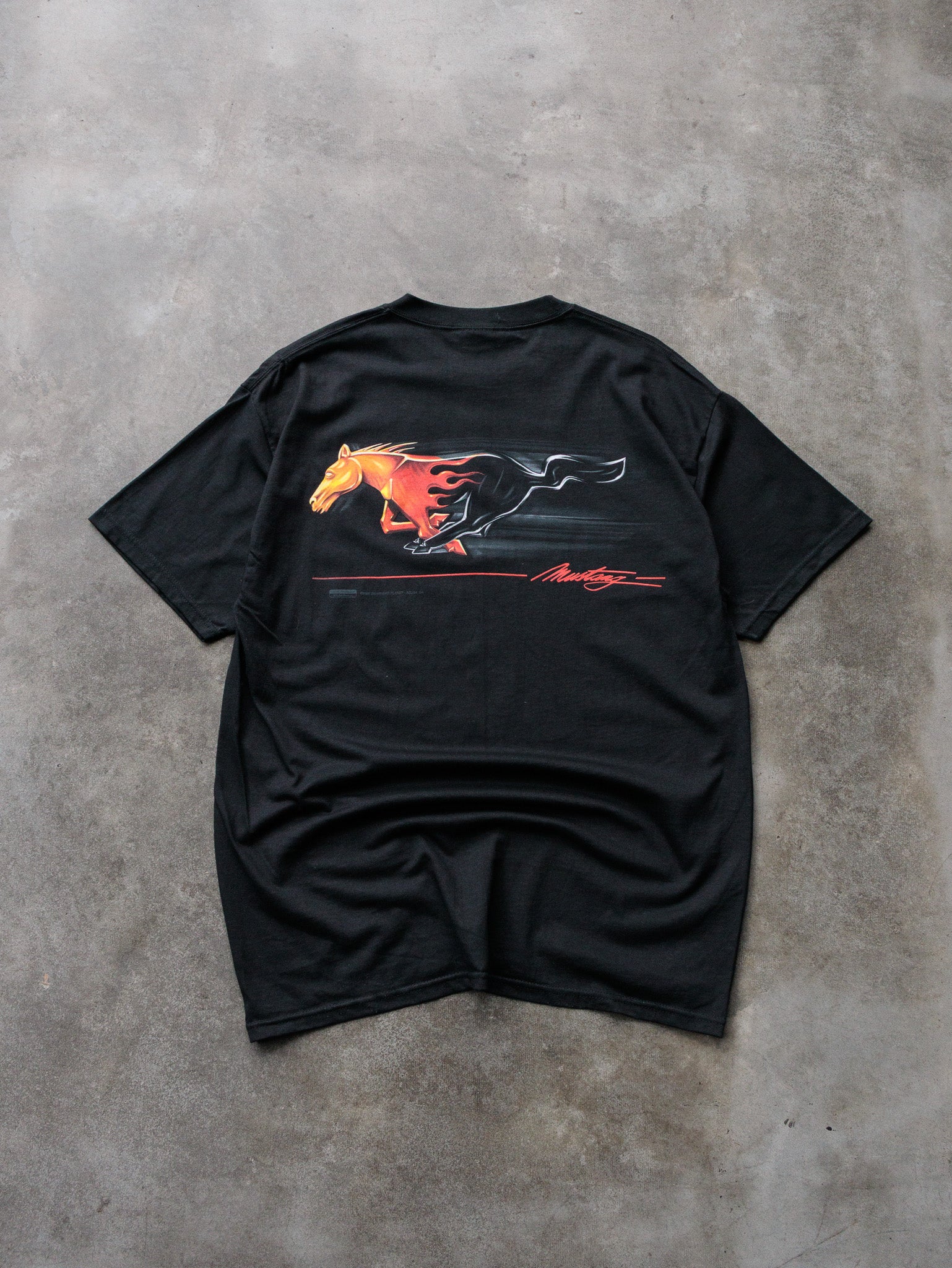 Vintage 2000 Black Ford Mustang Tee (L)