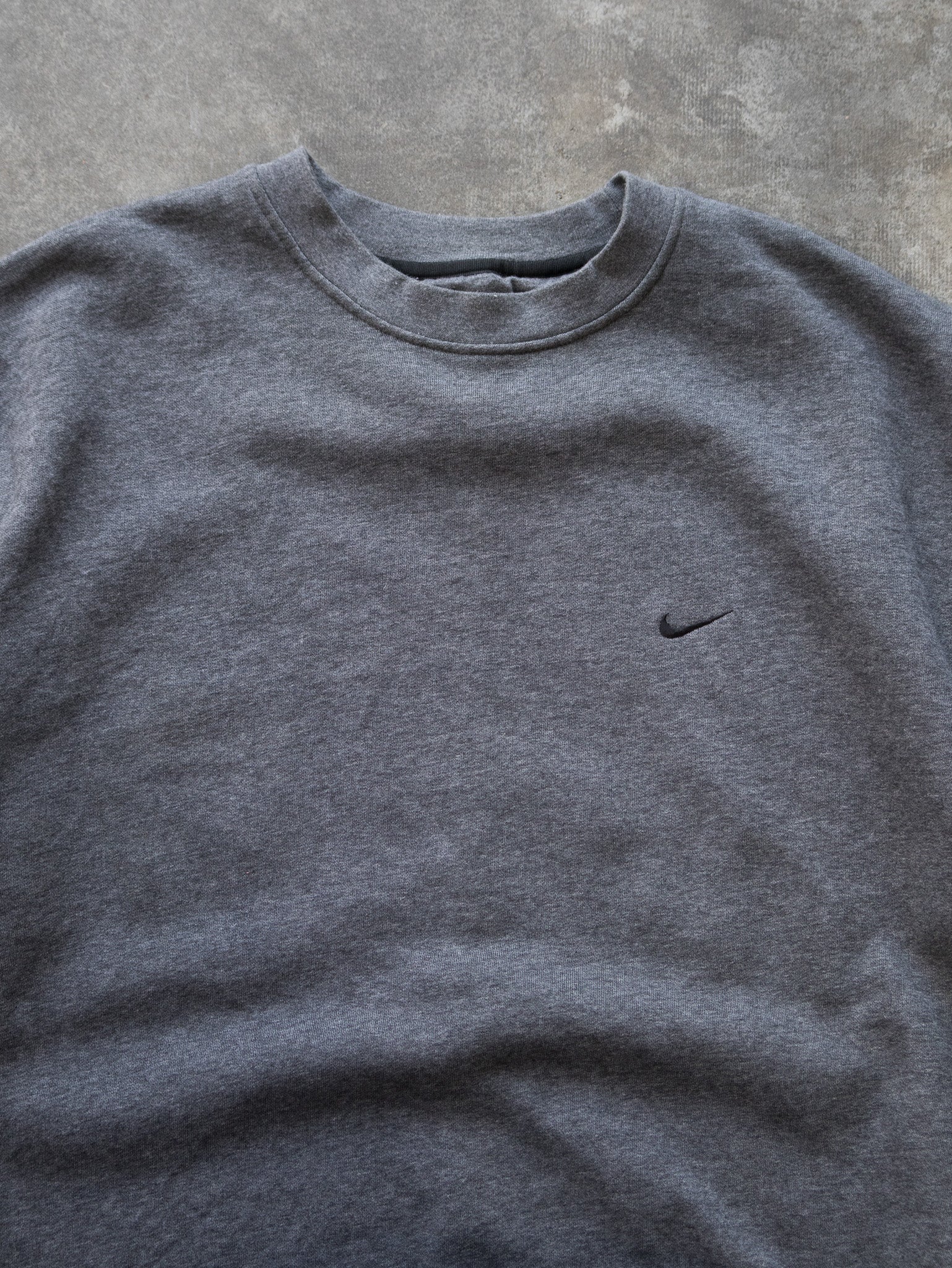 Vintage Grey Nike Sweatshirt (2XL)